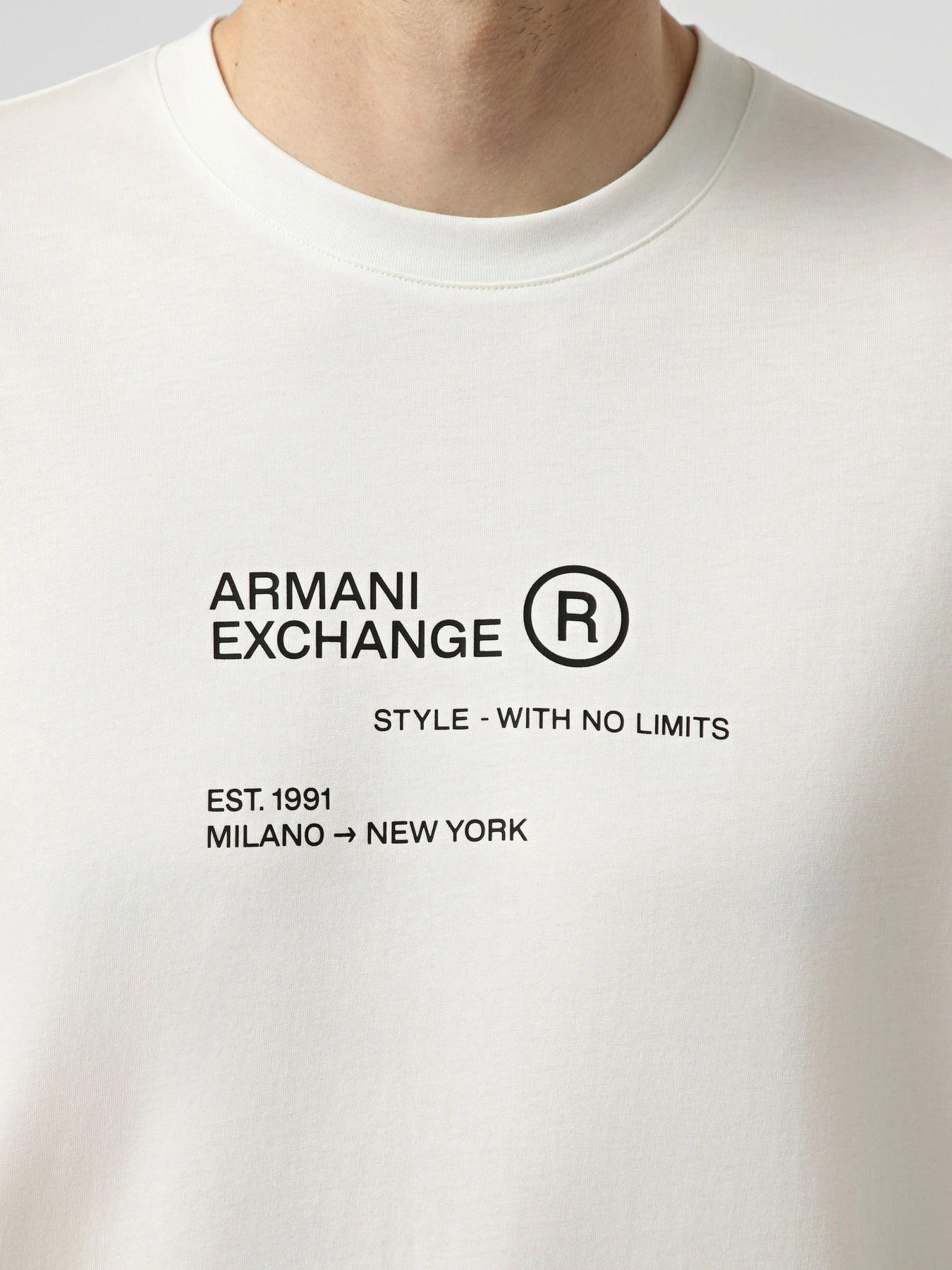 Футболки и поло Armani Exchange модель XM002490-AF10358-U0009 Футболки и поло Armani Exchange модель XM002490-AF10358-U0009 Фото