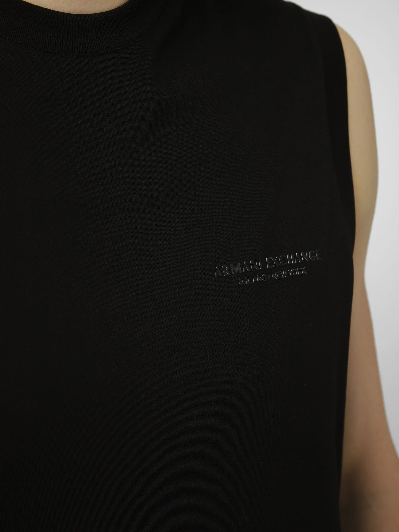 Футболки і поло Armani Exchange модель XM002640-AF10364-UC001 Футболки і поло Armani Exchange модель XM002640-AF10364-UC001 Фото
