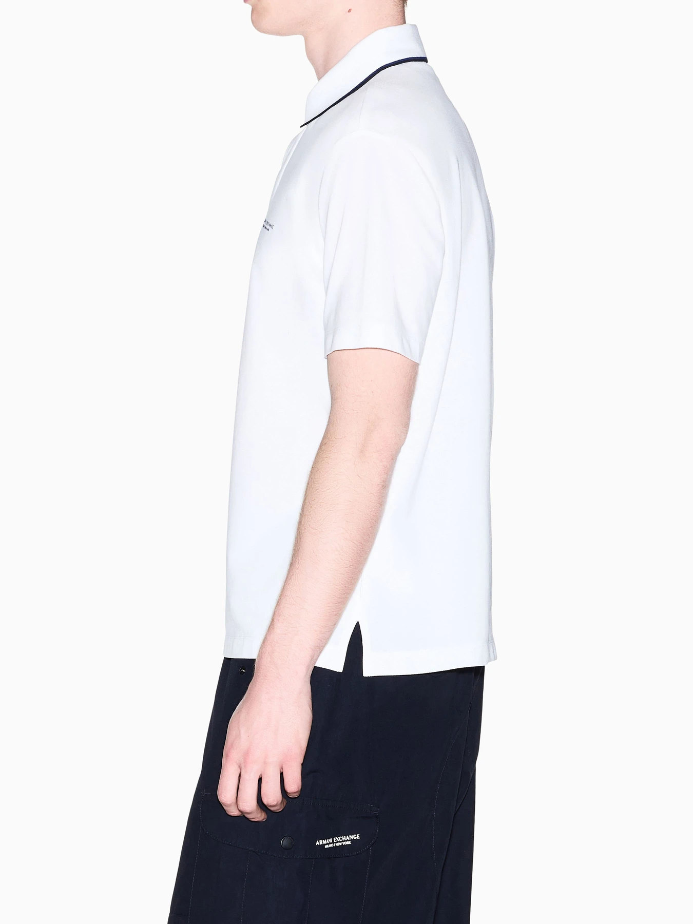 Футболки и поло Armani Exchange модель XM002895-AF13026-U0009 Фото