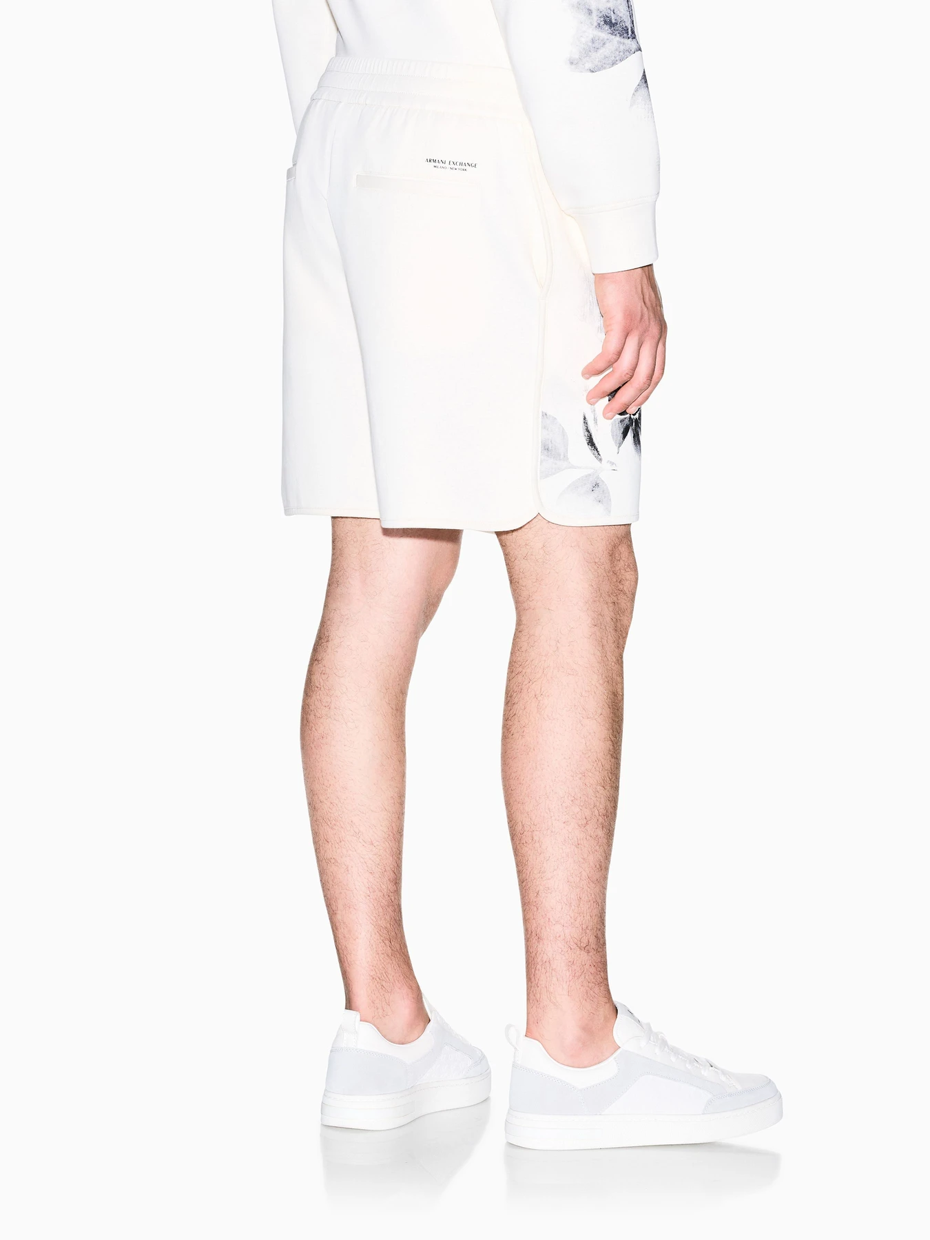 Шорты Armani Exchange модель XM003423-AF10818-U0007 Фото
