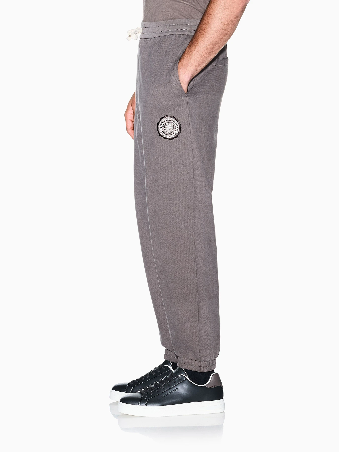 Брюки Armani Exchange модель XM002914-AF26047-U6125 Фото