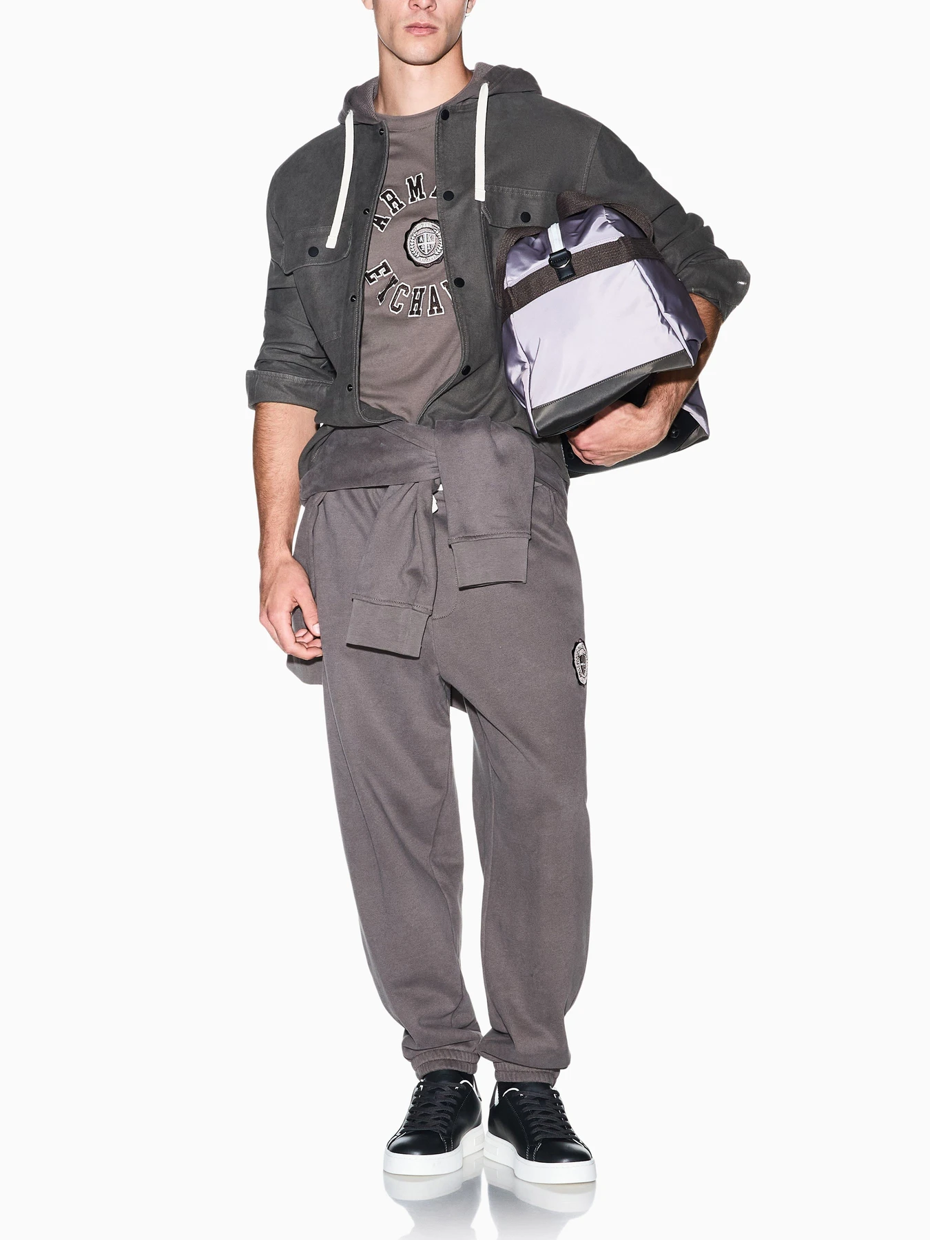 Куртки та дублянки Armani Exchange модель XM003259-AF27115-U6125 Куртки та дублянки Armani Exchange модель XM003259-AF27115-U6125 Фото