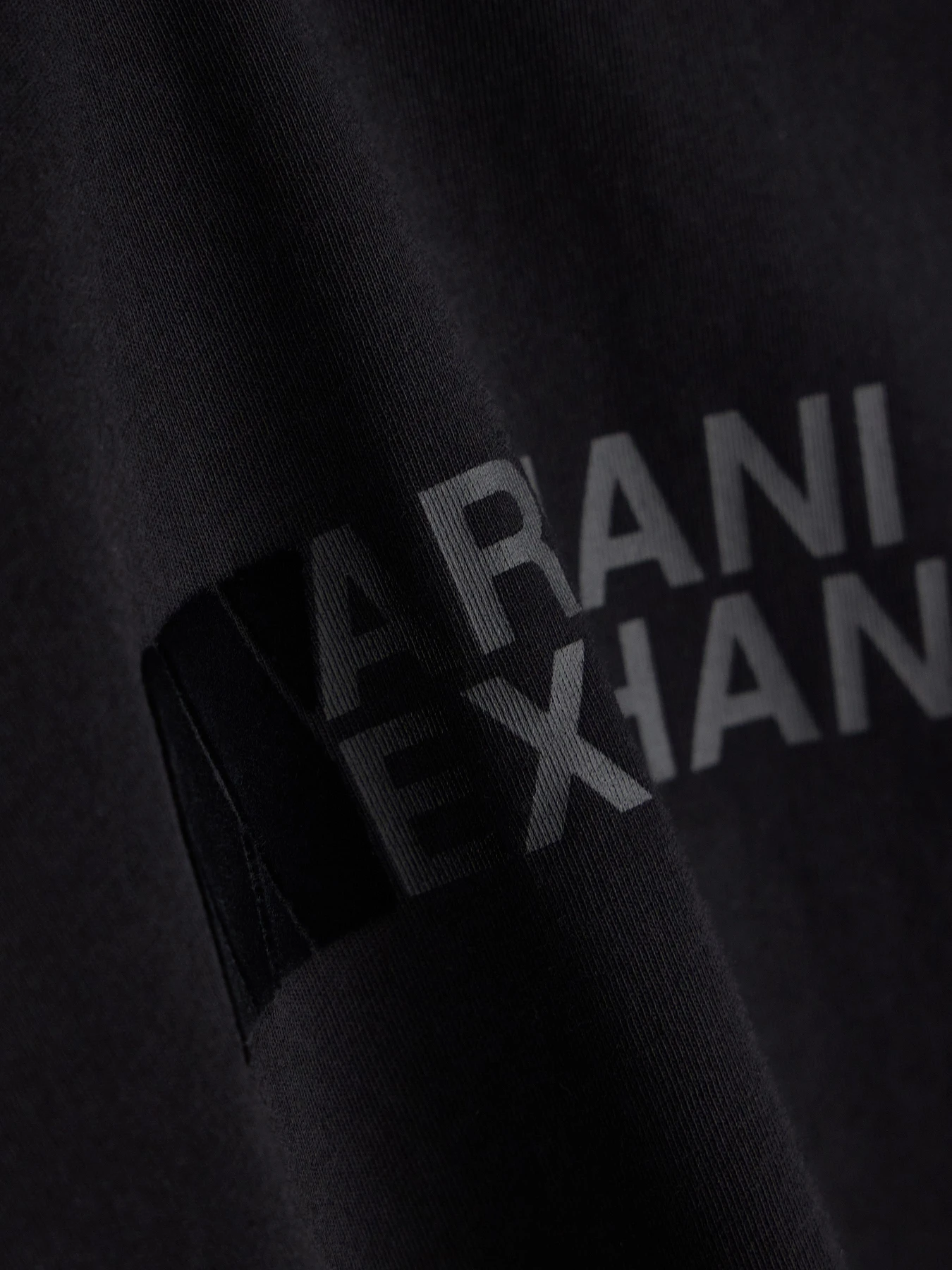 Футболки і поло Armani Exchange модель XM003094-AF21323-UC001 Футболки і поло Armani Exchange модель XM003094-AF21323-UC001 Фото
