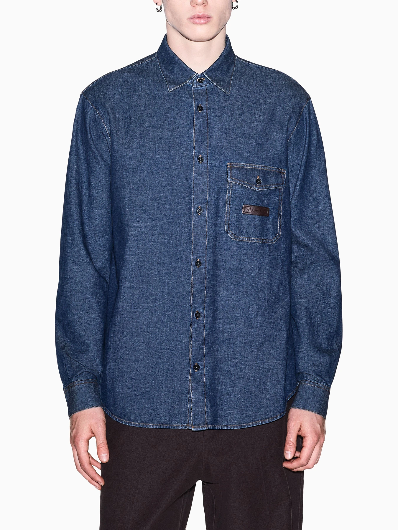 Сорочки Armani Exchange модель XM003248-AF27116-MB010 Сорочки Armani Exchange модель XM003248-AF27116-MB010 Фото