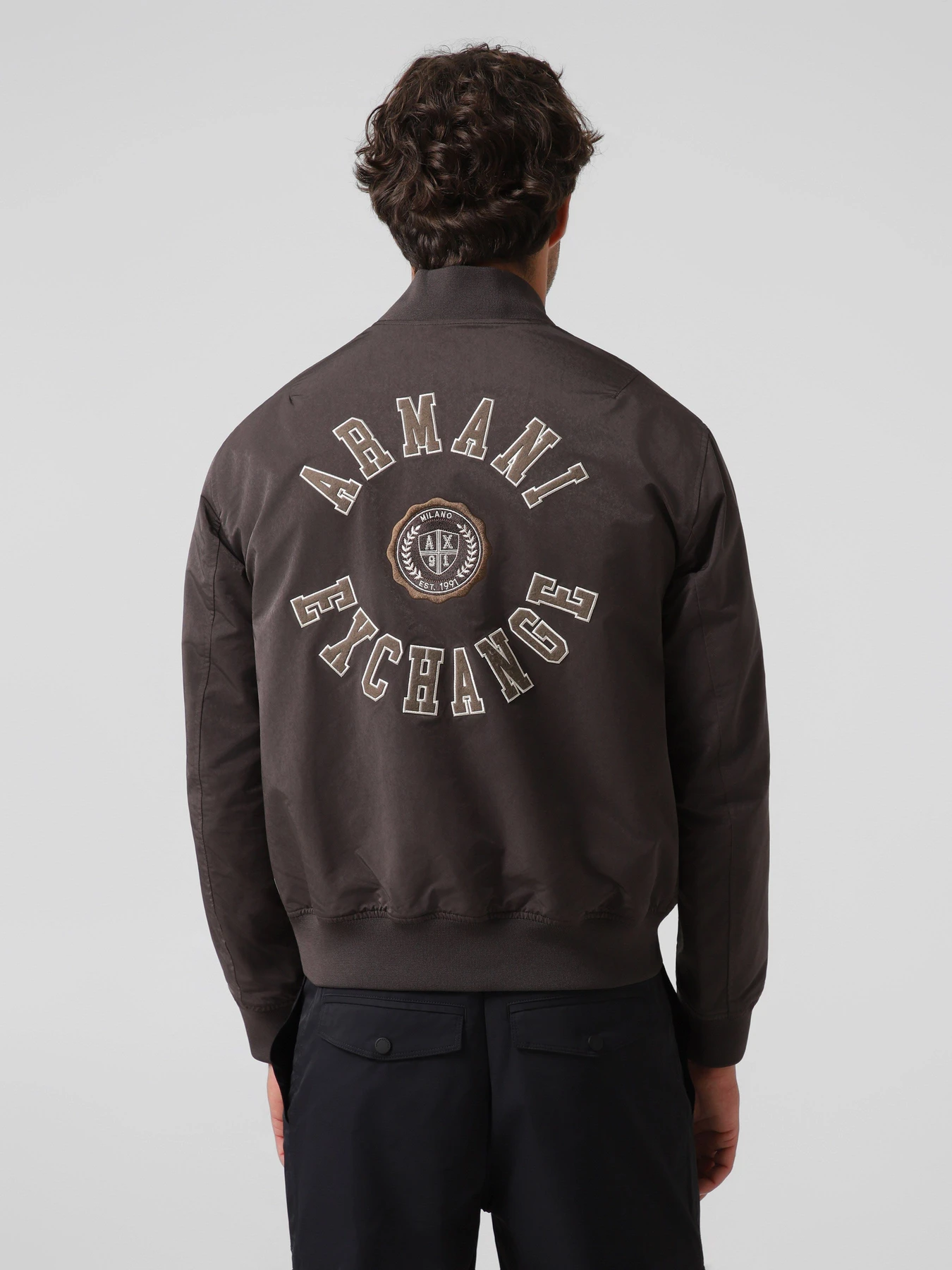 Куртки та дублянки Armani Exchange модель XM003322-AF27108-M8396 Фото