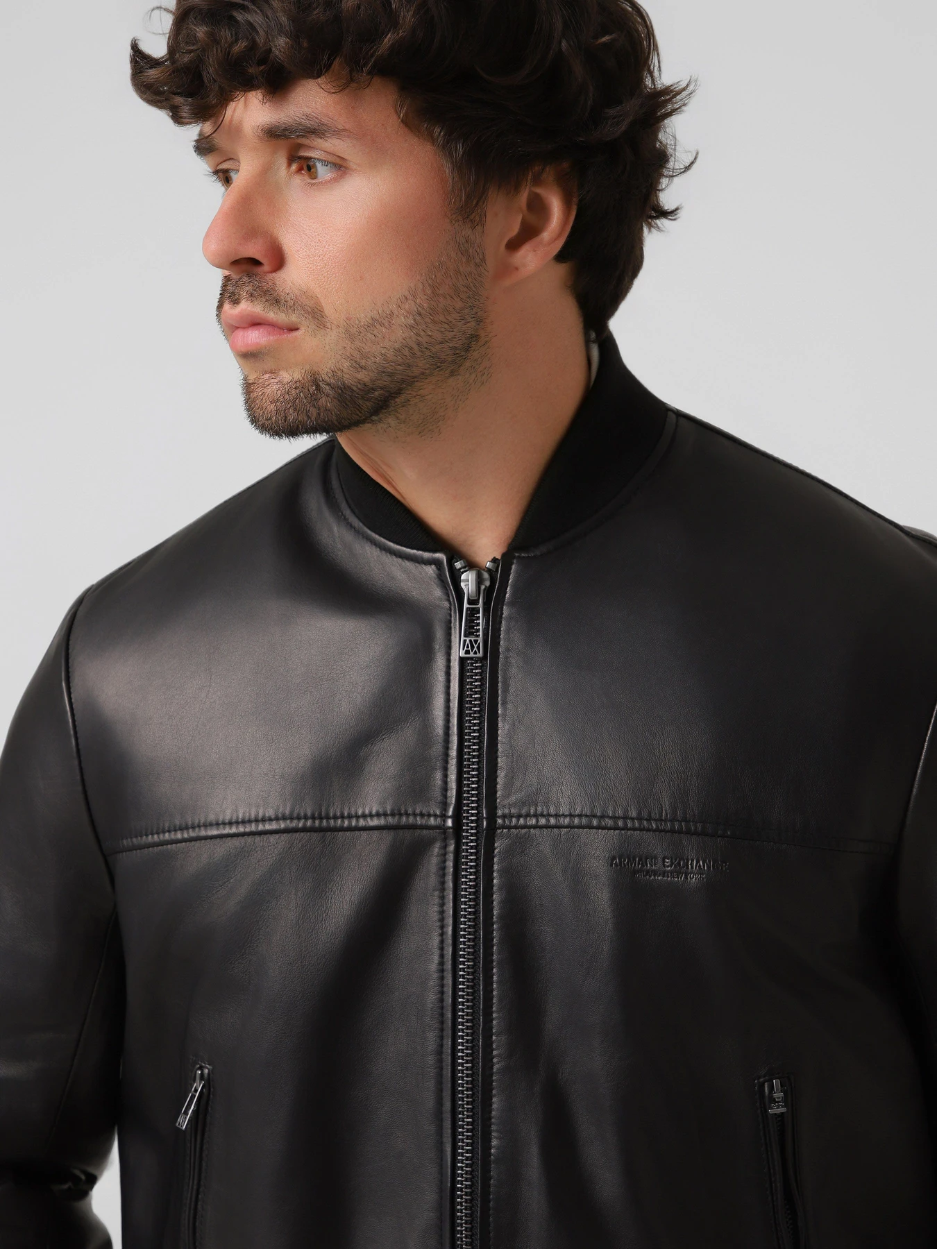 Куртки та дублянки Armani Exchange модель XM003354-AF27323-UC001 Фото