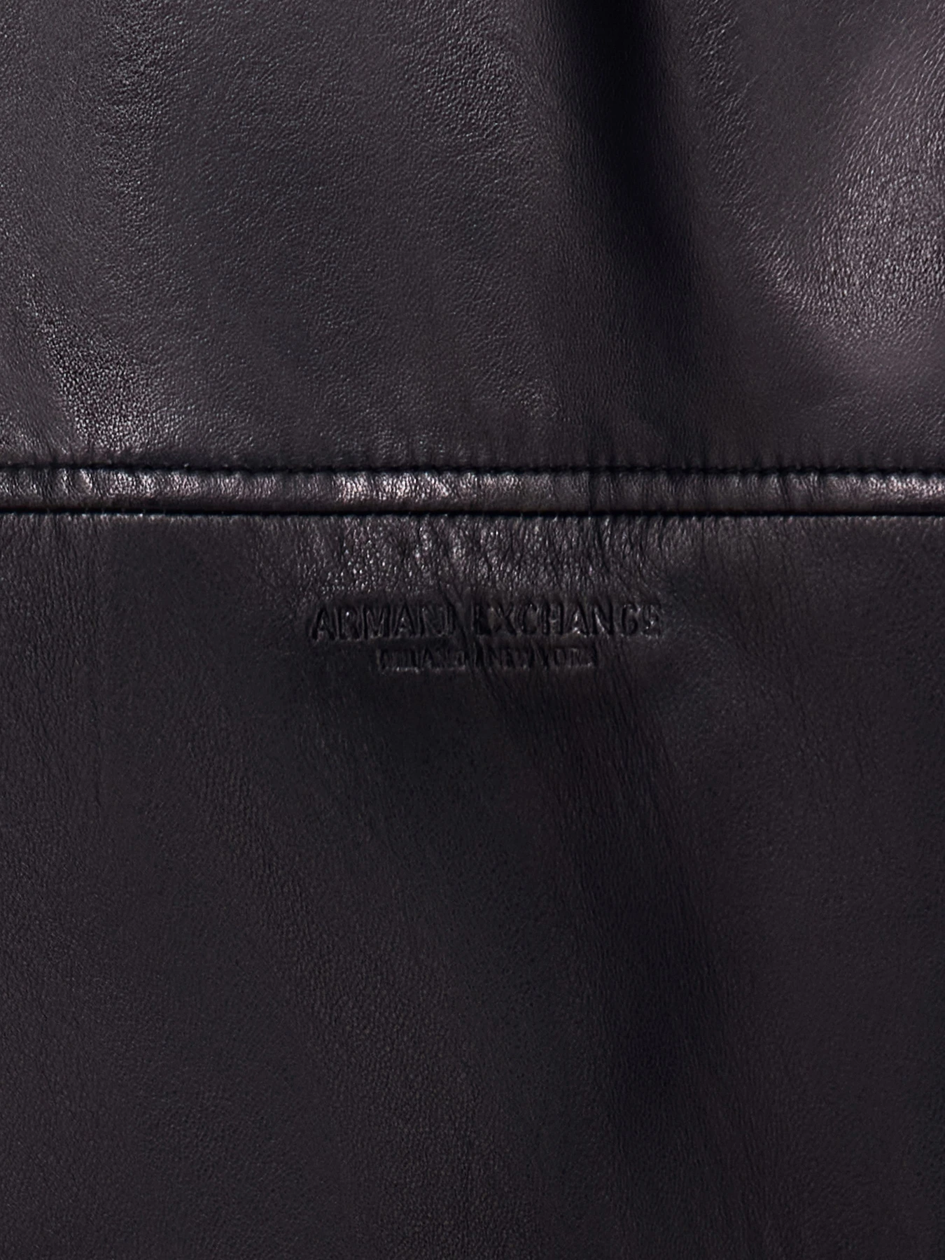Куртки и дубленки Armani Exchange модель XM003354-AF27323-UC001 Куртки и дубленки Armani Exchange модель XM003354-AF27323-UC001 Фото