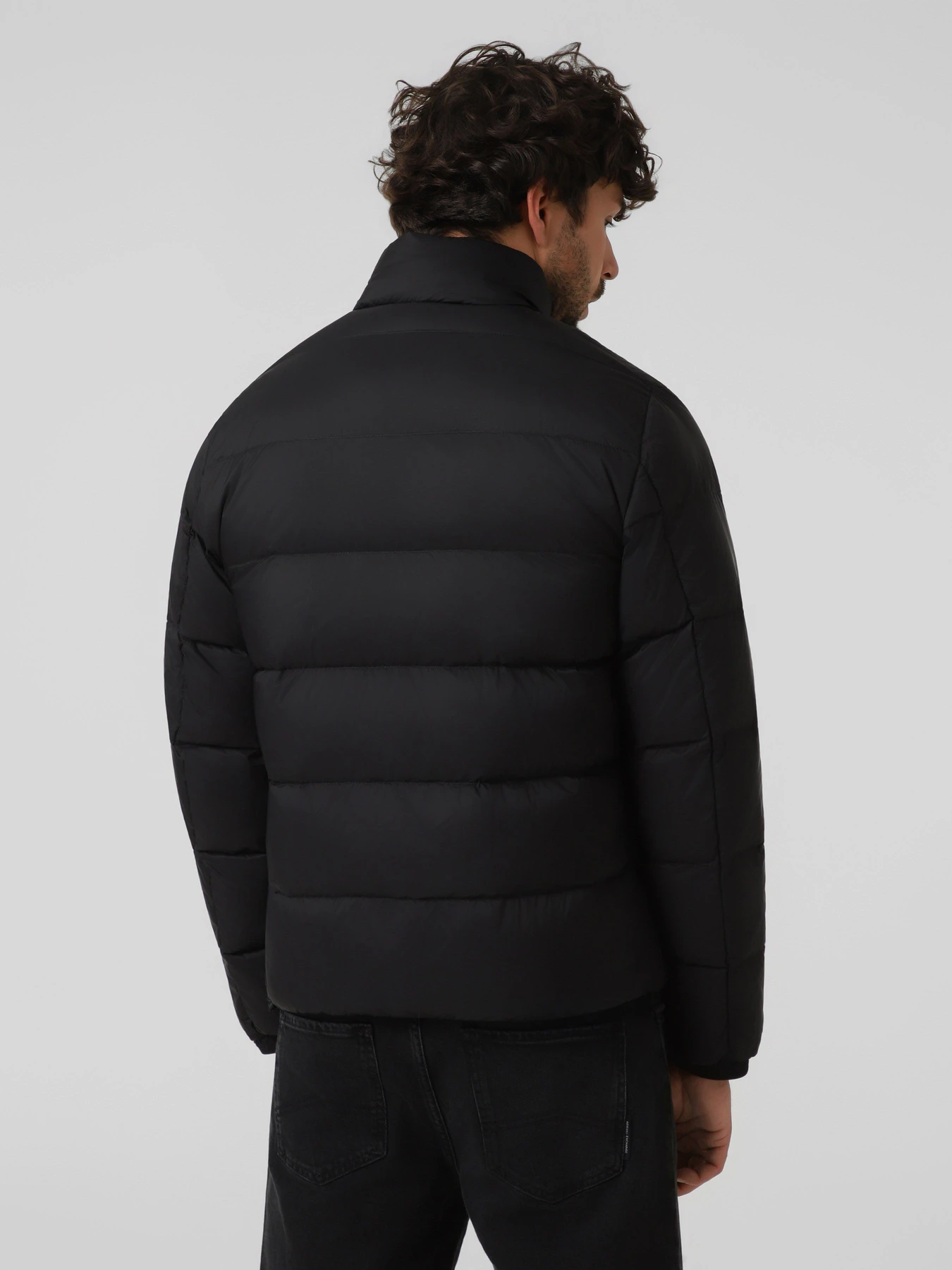 Куртки и дубленки Armani Exchange модель XM001575-AF16927-UC001 Куртки и дубленки Armani Exchange модель XM001575-AF16927-UC001 Фото