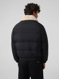 Куртки та дублянки Armani Exchange модель XM003325-AF27210-UB101 Фото