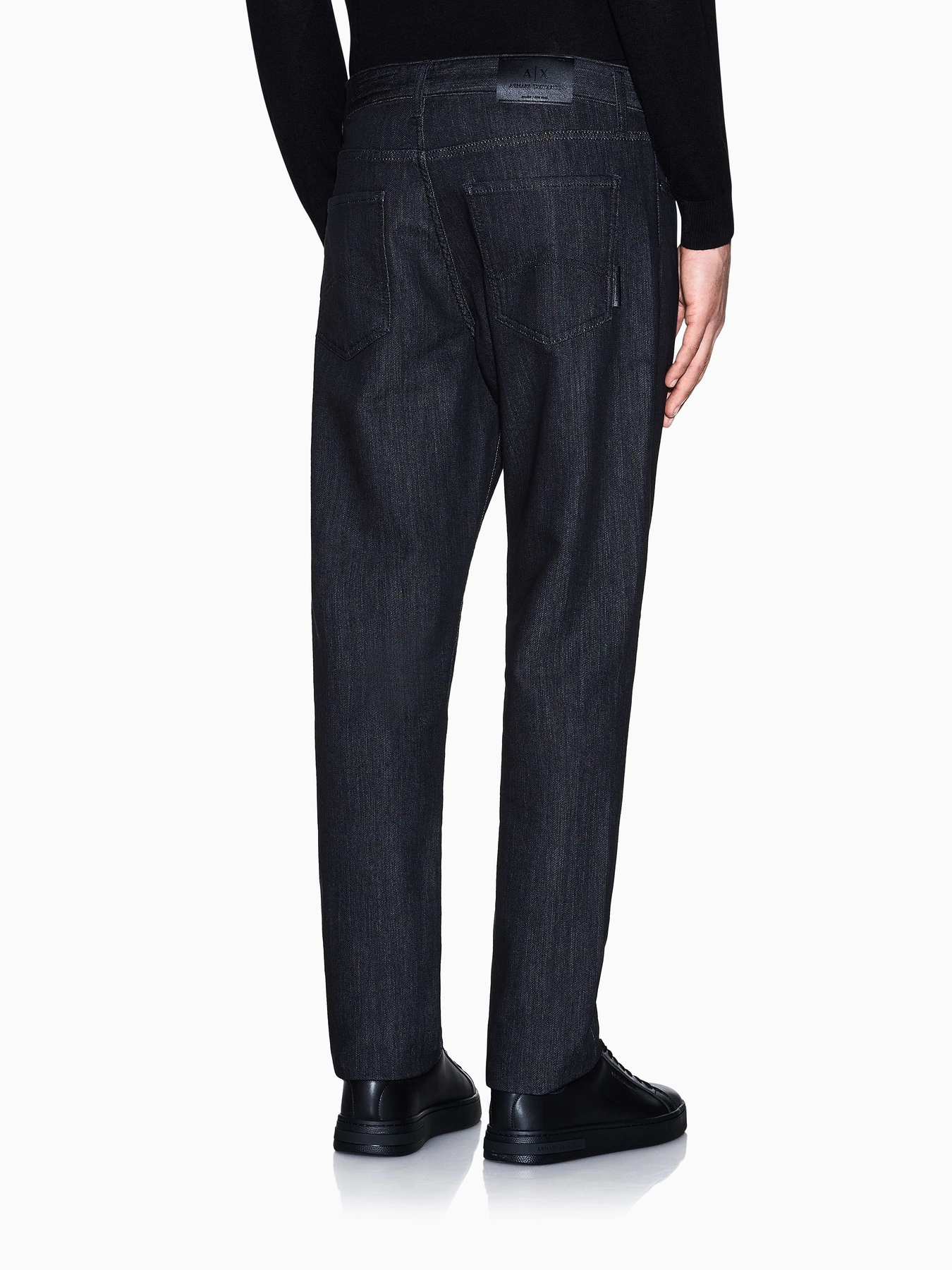 Джинсы Armani Exchange модель XM000070-AF14370-MC002 Джинсы Armani Exchange модель XM000070-AF14370-MC002 Фото
