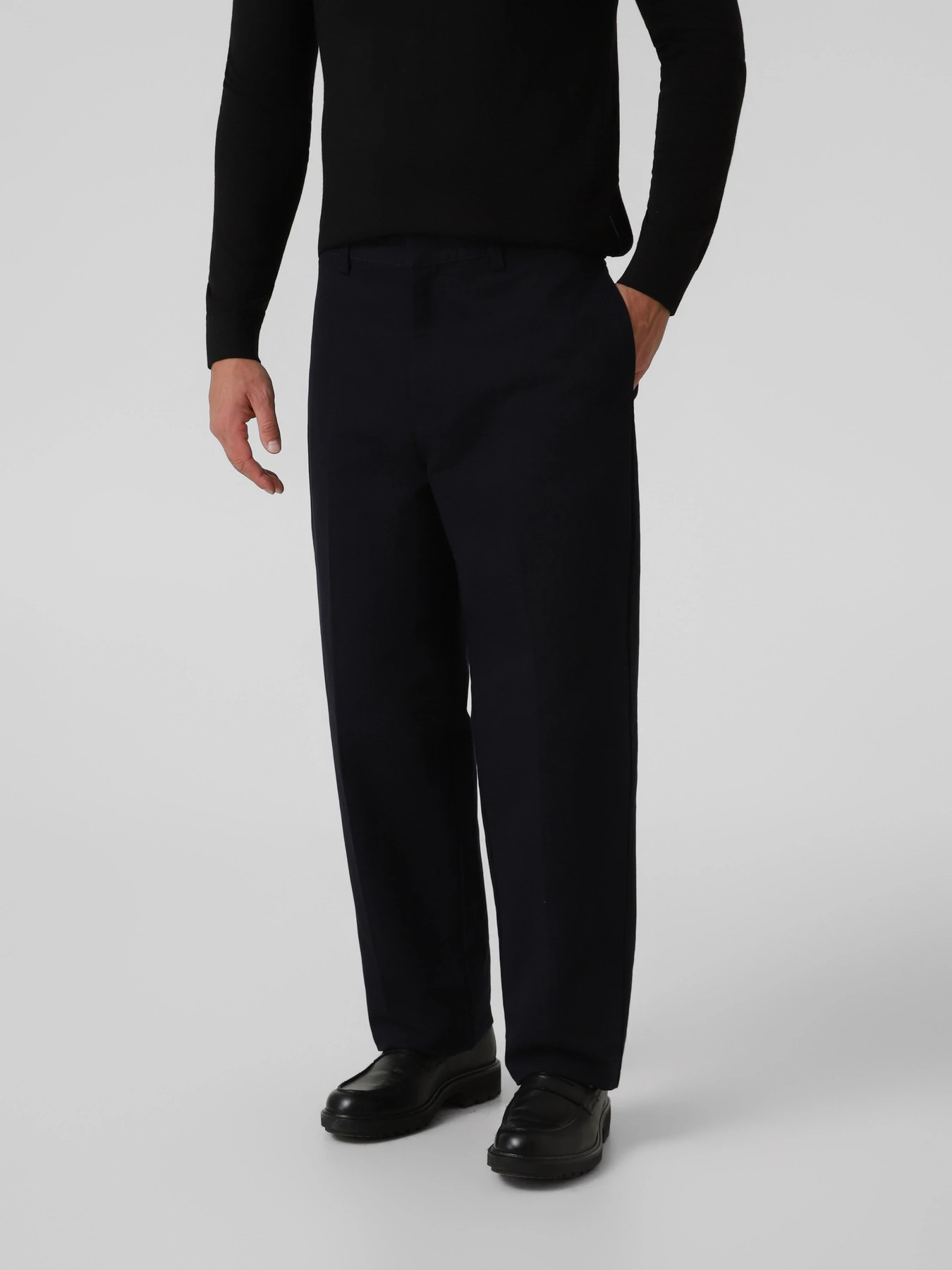 Штани Armani Exchange модель XM003300-AF27109-UB101 Штани Armani Exchange модель XM003300-AF27109-UB101 Фото