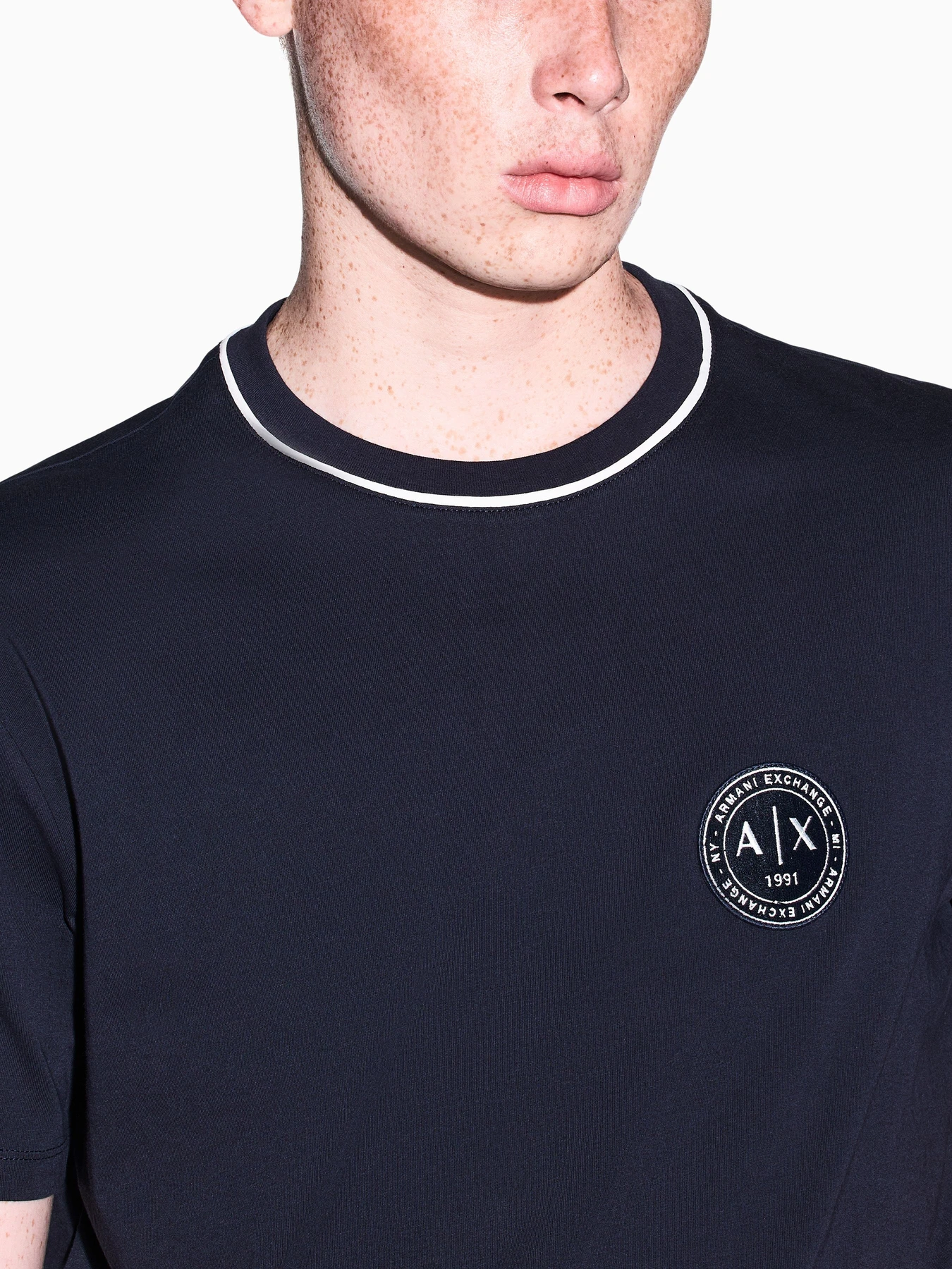 Футболки и поло Armani Exchange модель XM003033-AF10356-UB101 Футболки и поло Armani Exchange модель XM003033-AF10356-UB101 Фото
