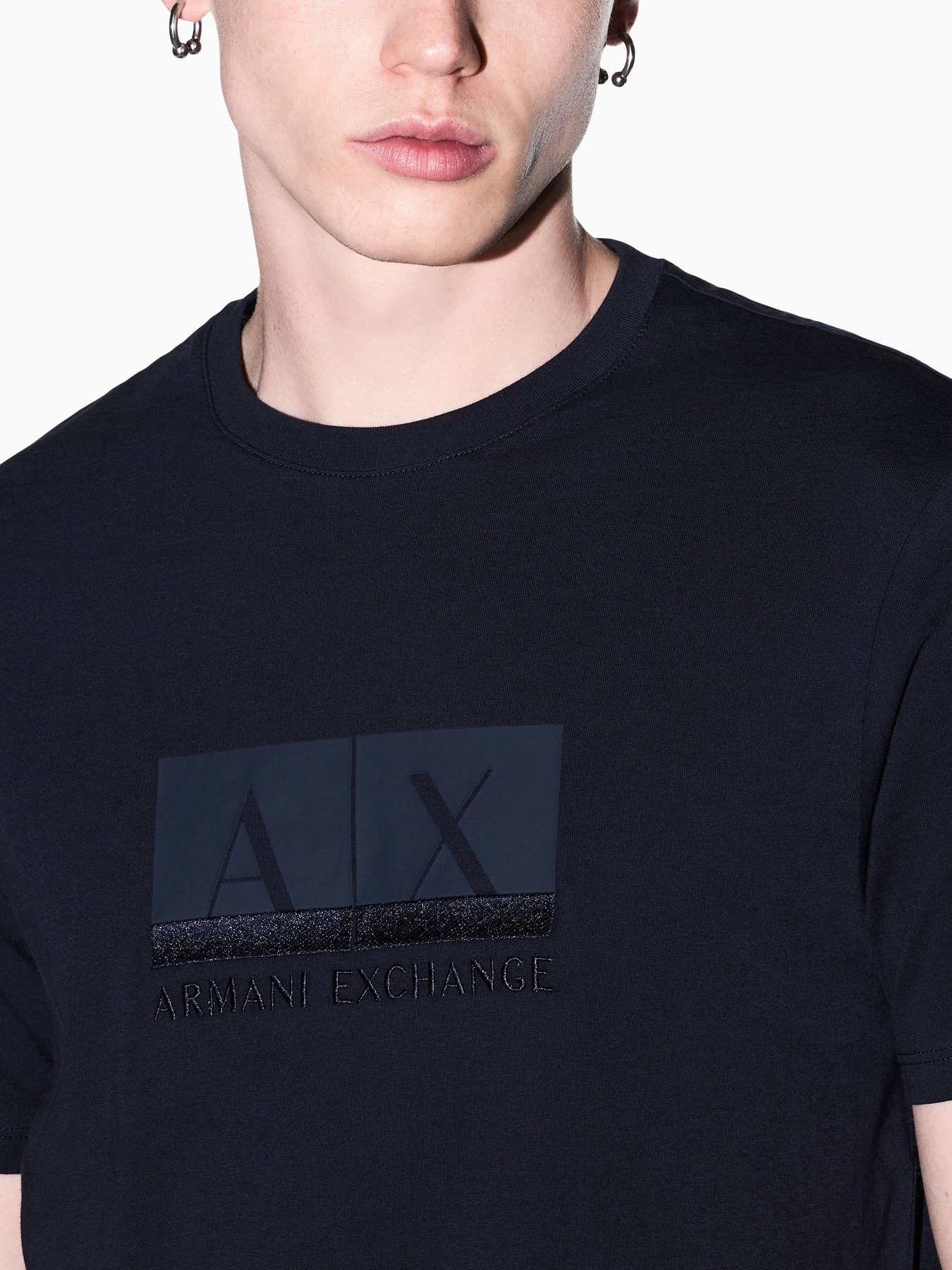 Футболки и поло Armani Exchange модель XM003037-AF10356-UB101 Футболки и поло Armani Exchange модель XM003037-AF10356-UB101 Фото
