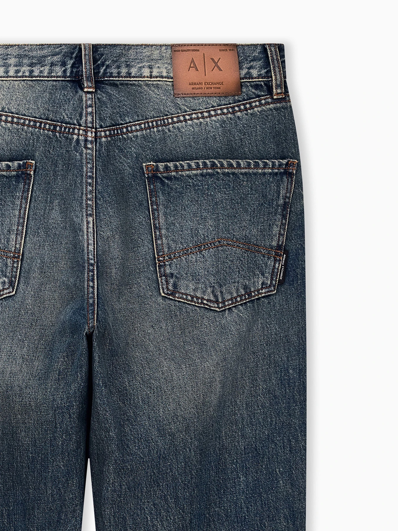 Джинси Armani Exchange модель XM003550-AF27183-MB001 Джинси Armani Exchange модель XM003550-AF27183-MB001 Фото
