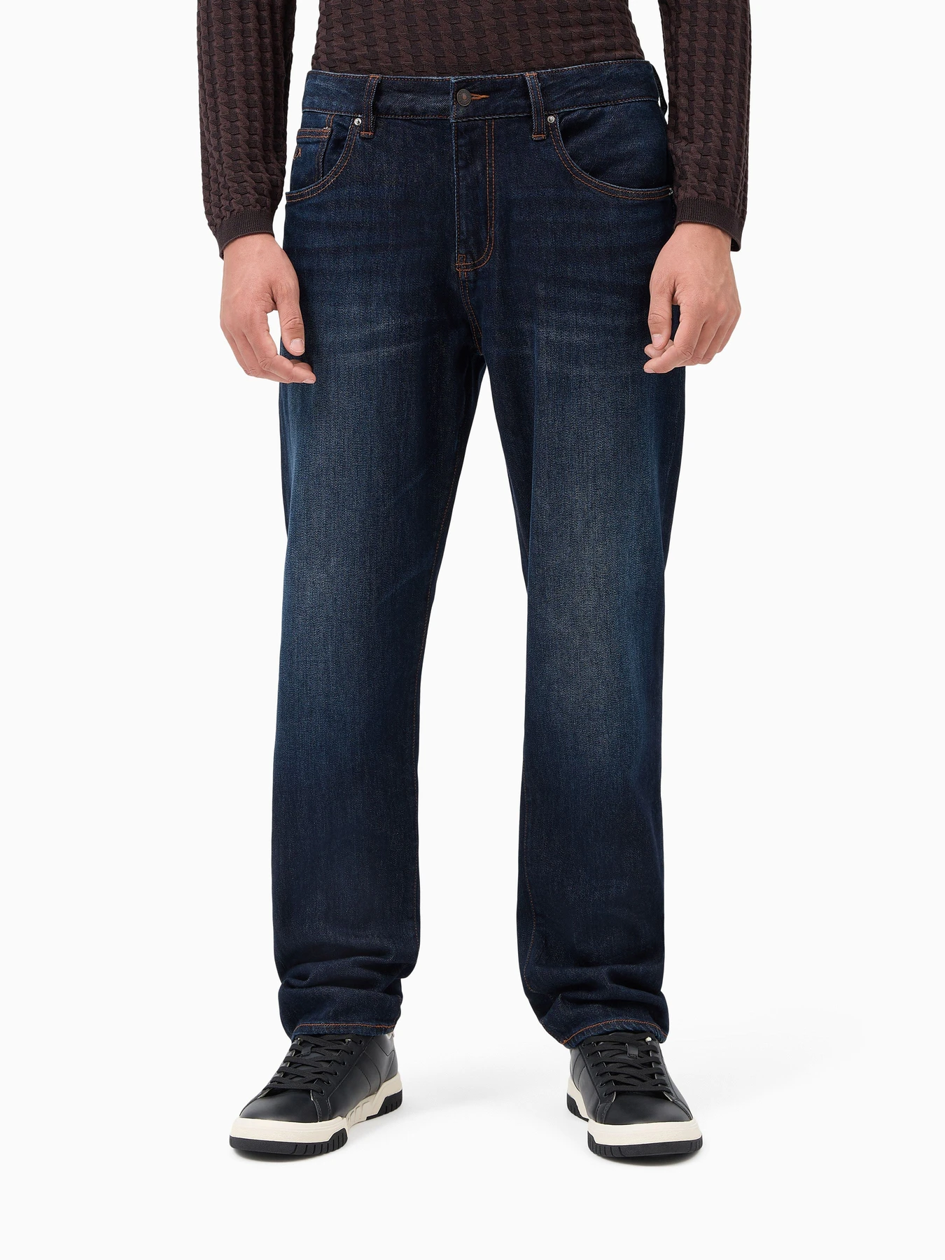 Джинсы Armani Exchange модель XM000049-AF28150-MB010 Джинсы Armani Exchange модель XM000049-AF28150-MB010 Фото