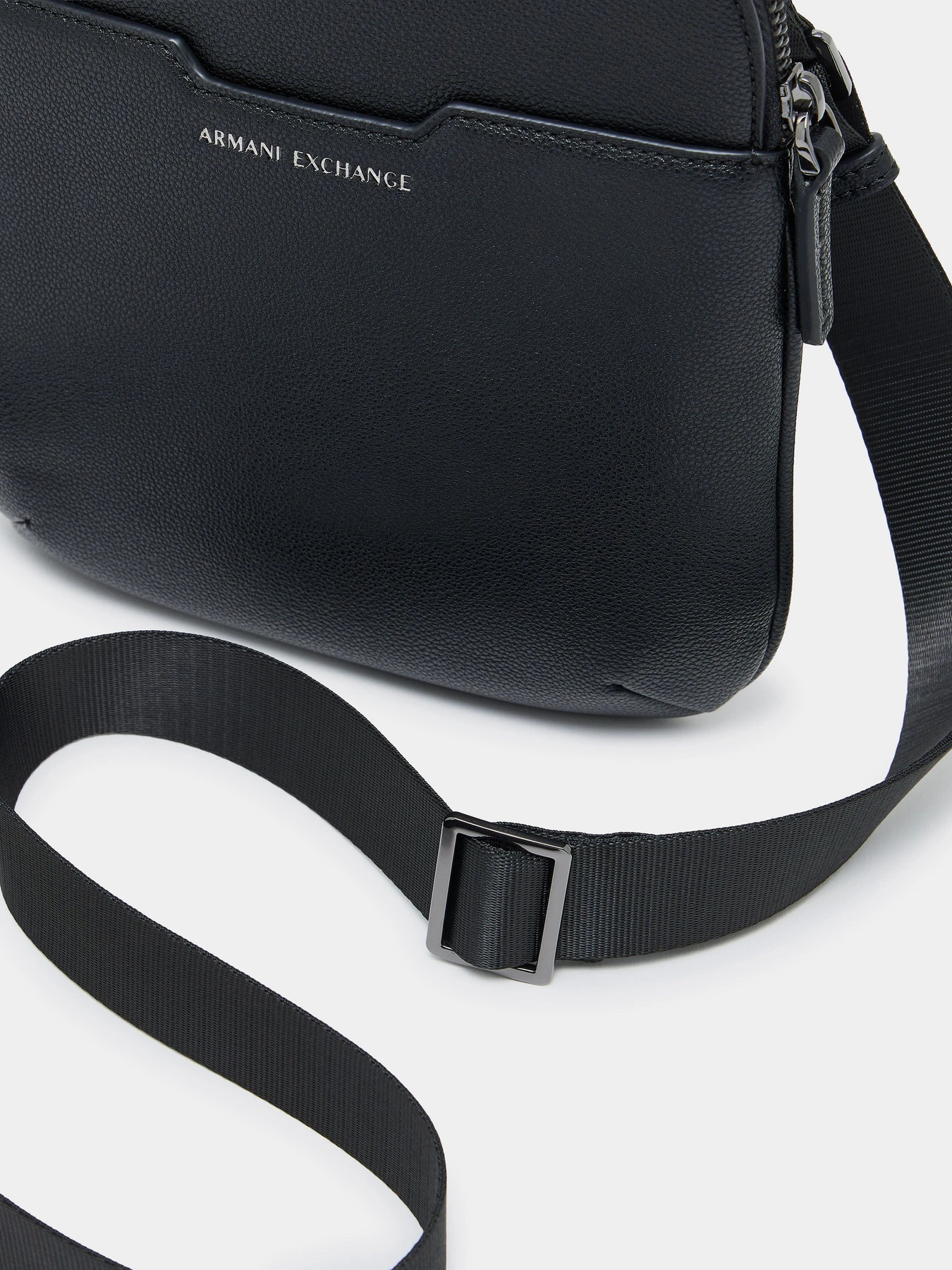 Сумки Armani Exchange модель XM002586-AF22651-UC001 Сумки Armani Exchange модель XM002586-AF22651-UC001 Фото