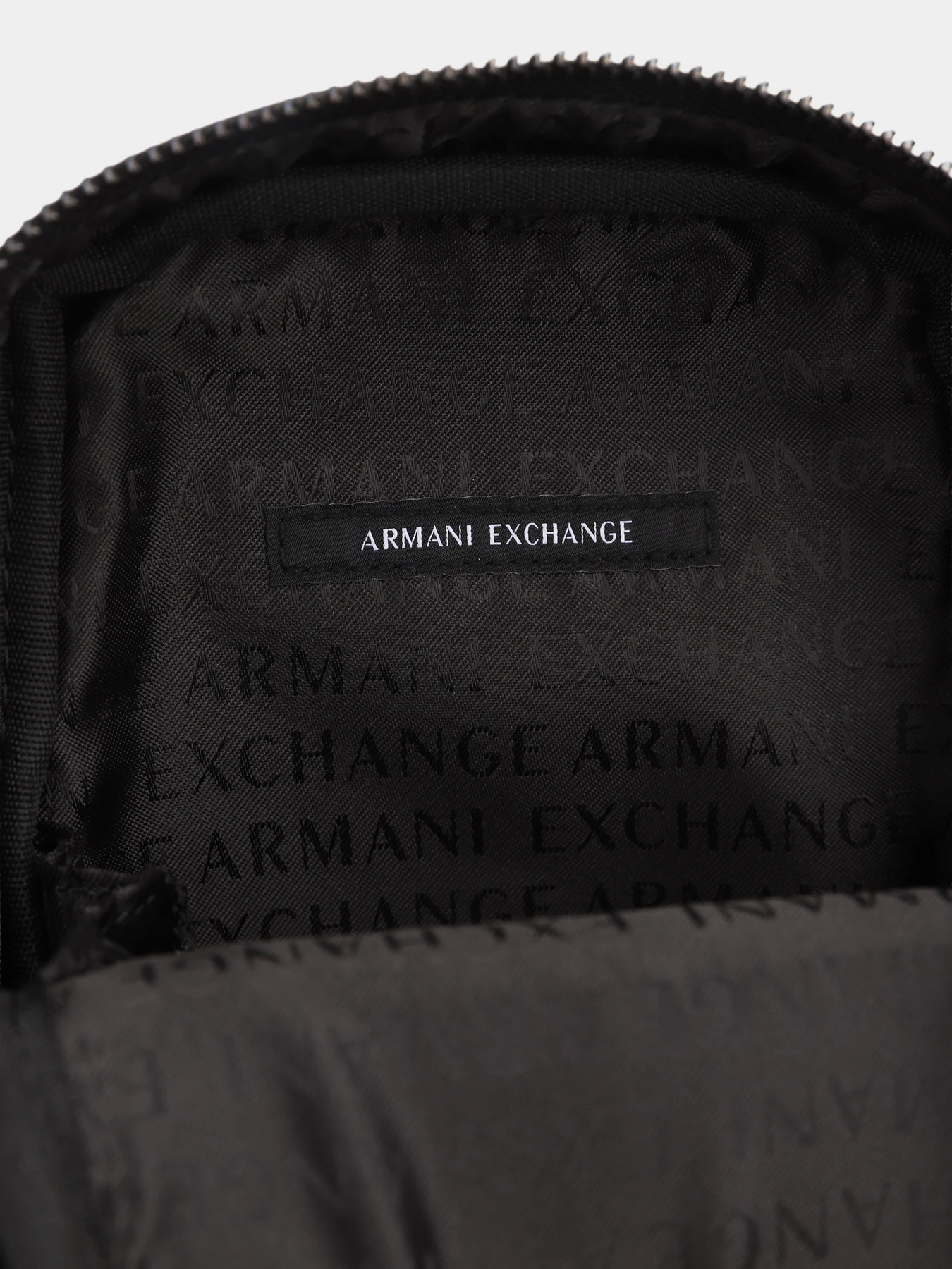 Сумки Armani Exchange модель XM002587-AF22651-UC001 Сумки Armani Exchange модель XM002587-AF22651-UC001 Фото