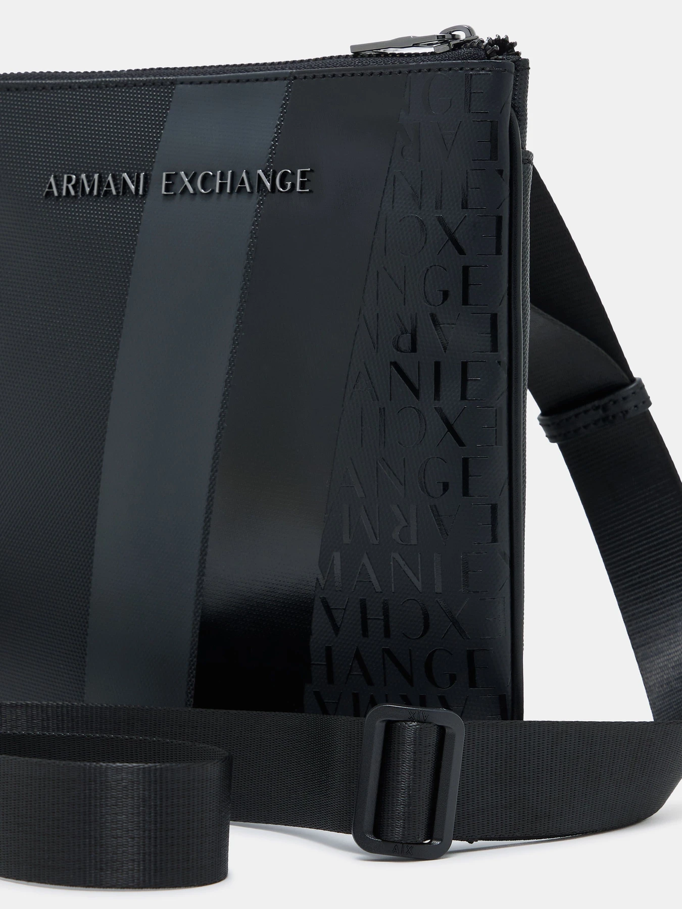 Сумки Armani Exchange модель XM000164-AF11935-MC034 Сумки Armani Exchange модель XM000164-AF11935-MC034 Фото