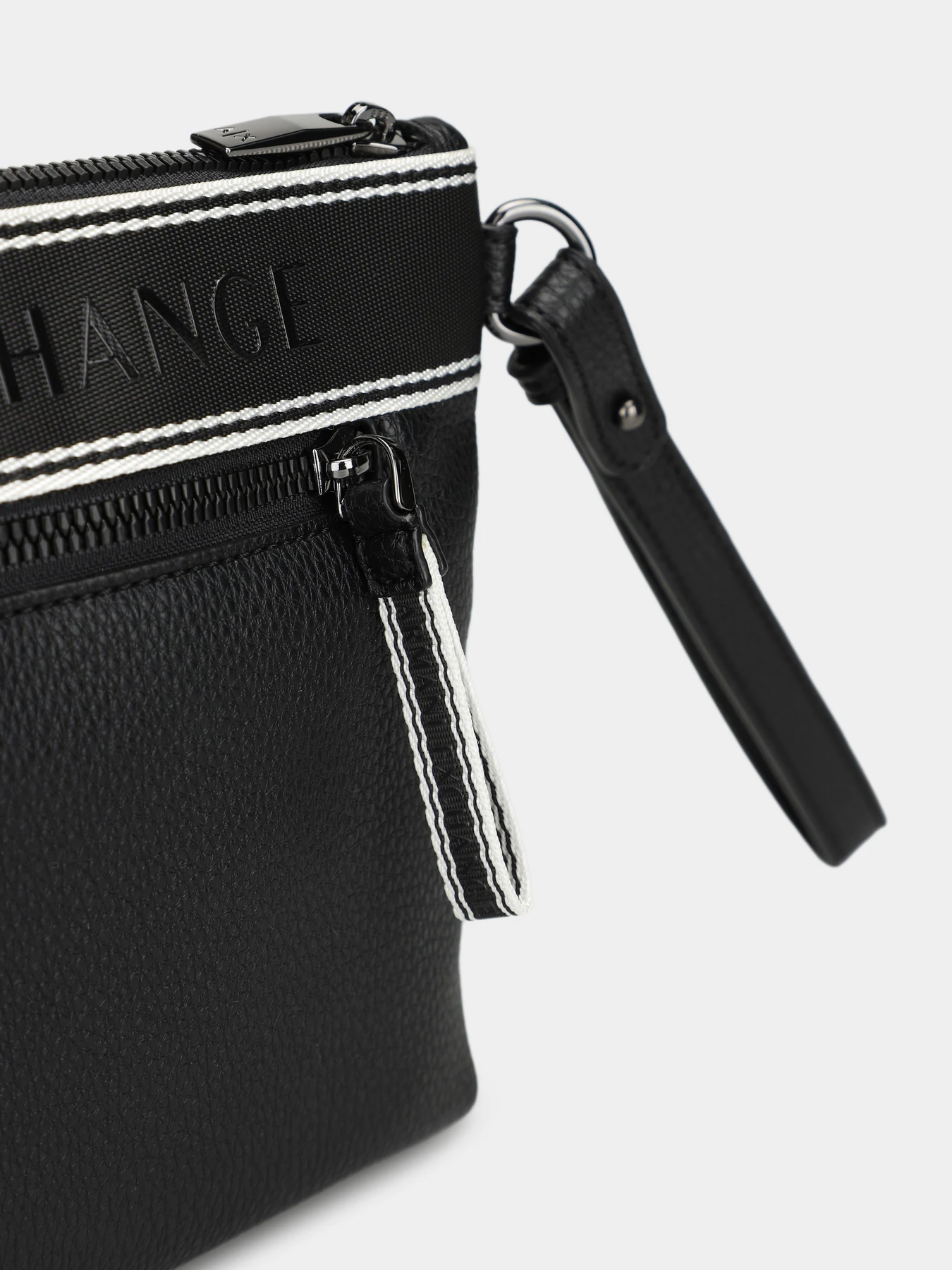Сумки Armani Exchange модель XM002835-AF22662-UC001 Фото