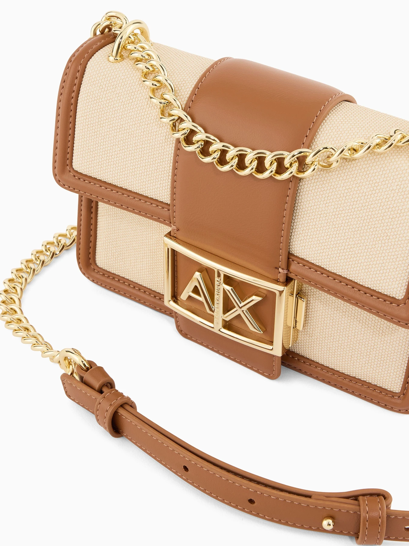 Сумки Armani Exchange модель XW000071-AF22570-M6261 Сумки Armani Exchange модель XW000071-AF22570-M6261 Фото