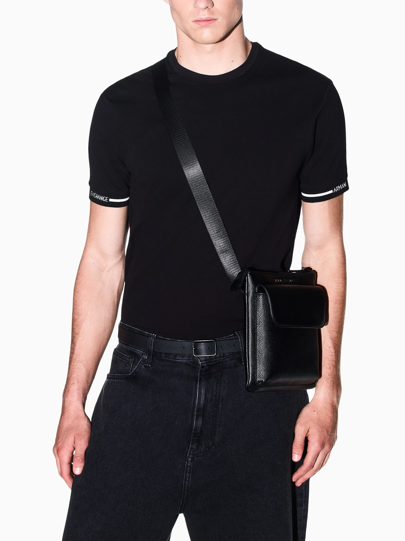 Сумки Armani Exchange модель XM003308-AF26663-UC001 Фото