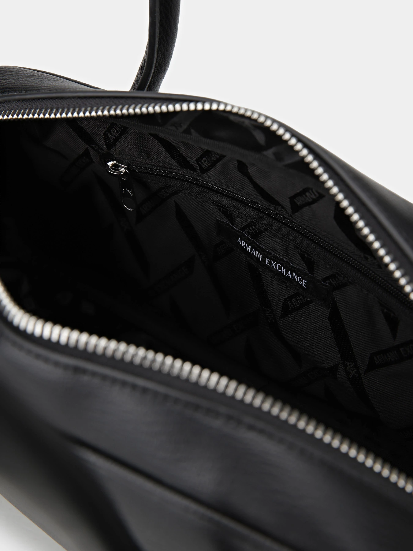 Сумки Armani Exchange модель XW003034-AF26577-UC001 Фото