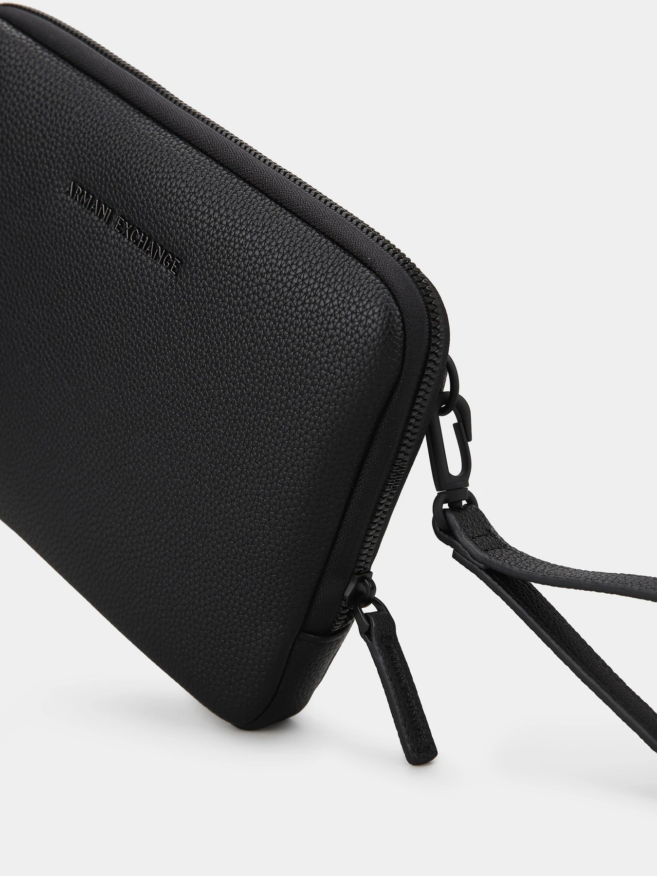 Сумки Armani Exchange модель XM003587-AF26663-UC001 Фото