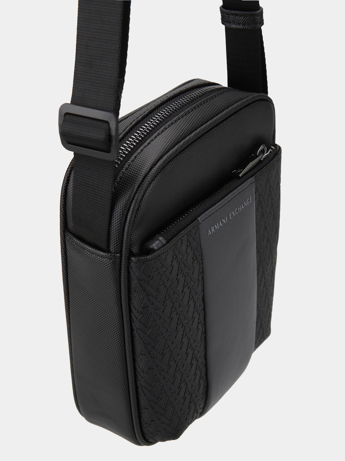 Сумки Armani Exchange модель XM003174-AF26691-MC028 Фото