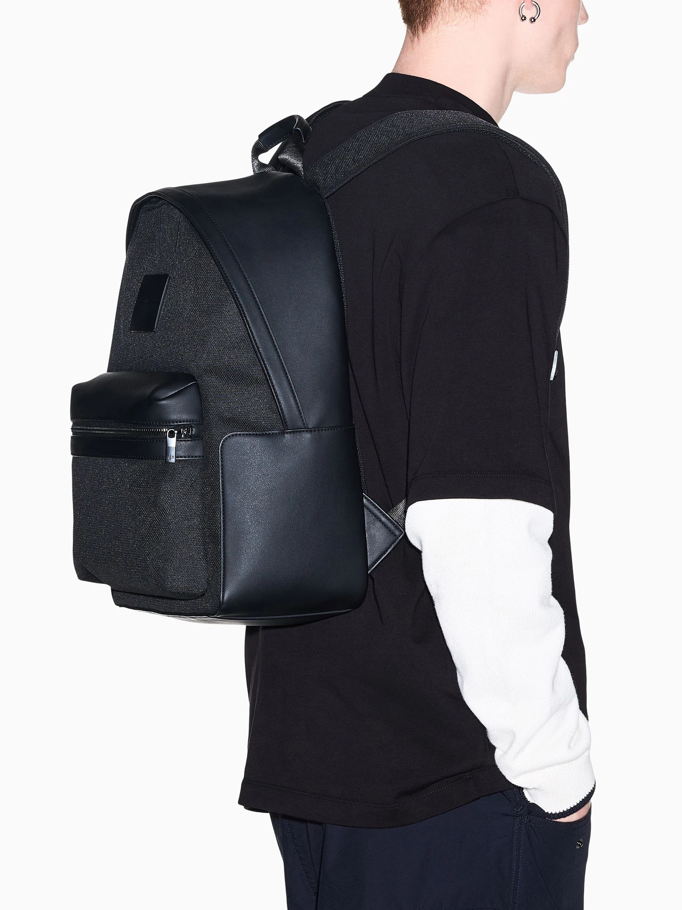 Рюкзаки Armani Exchange модель XM003154-AF26655-MC043 Фото