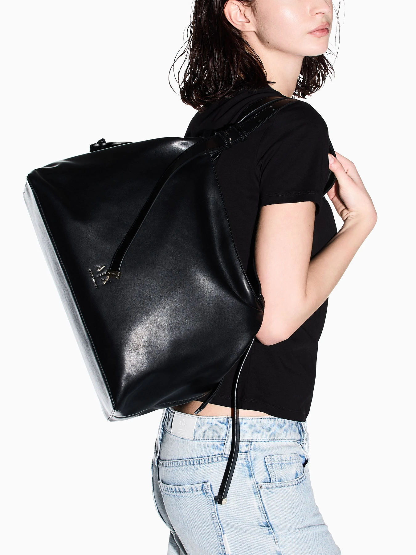 Сумки Armani Exchange модель XW002603-AF19902-UC001 Фото