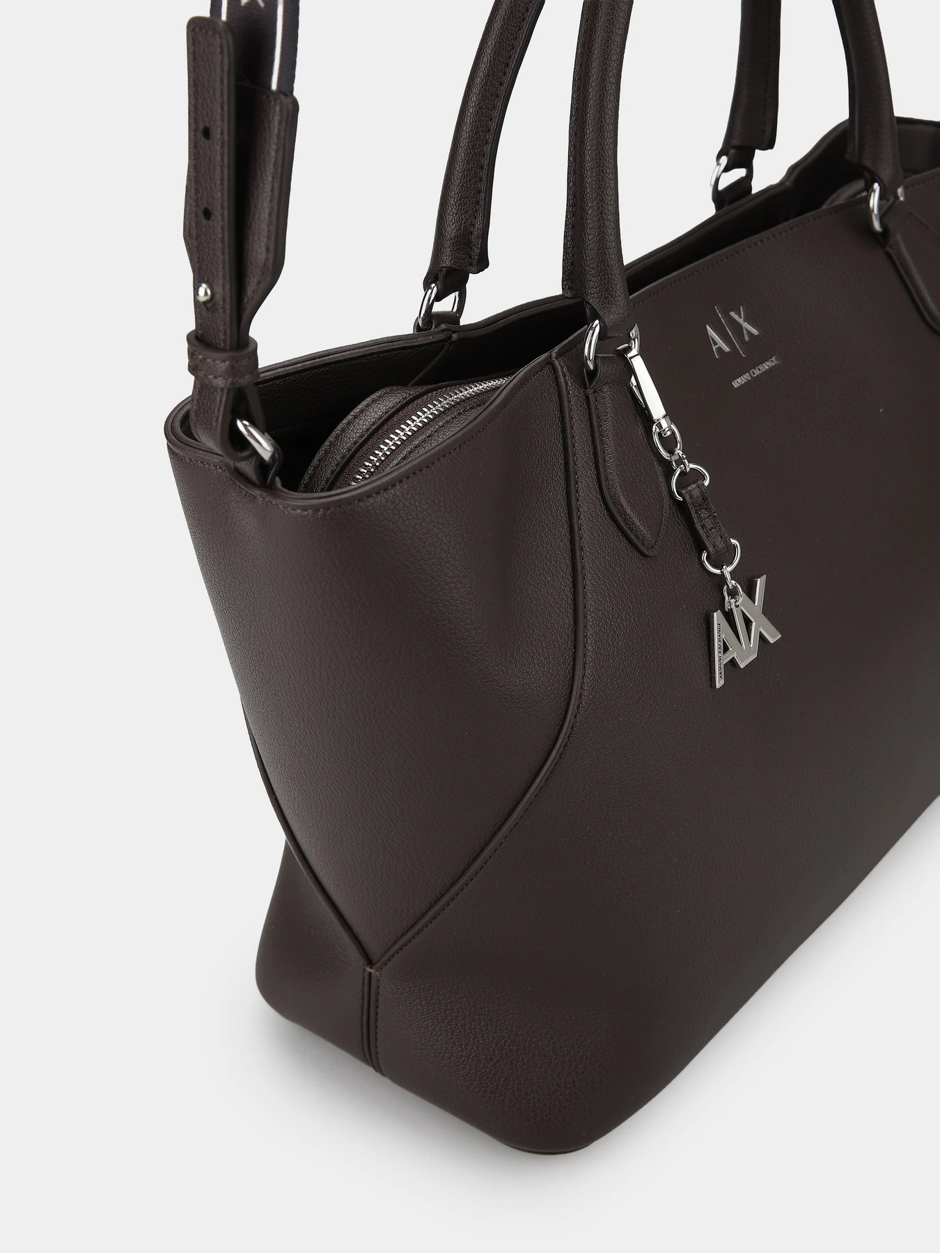 Сумки Armani Exchange модель XW003142-AF26569-U6032 Сумки Armani Exchange модель XW003142-AF26569-U6032 Фото