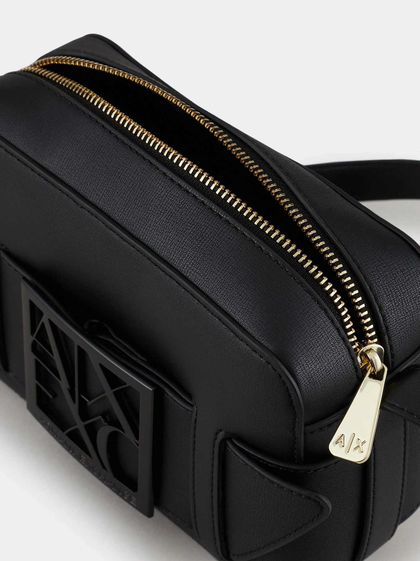Сумки Armani Exchange модель 942699-0A874-00020 Фото
