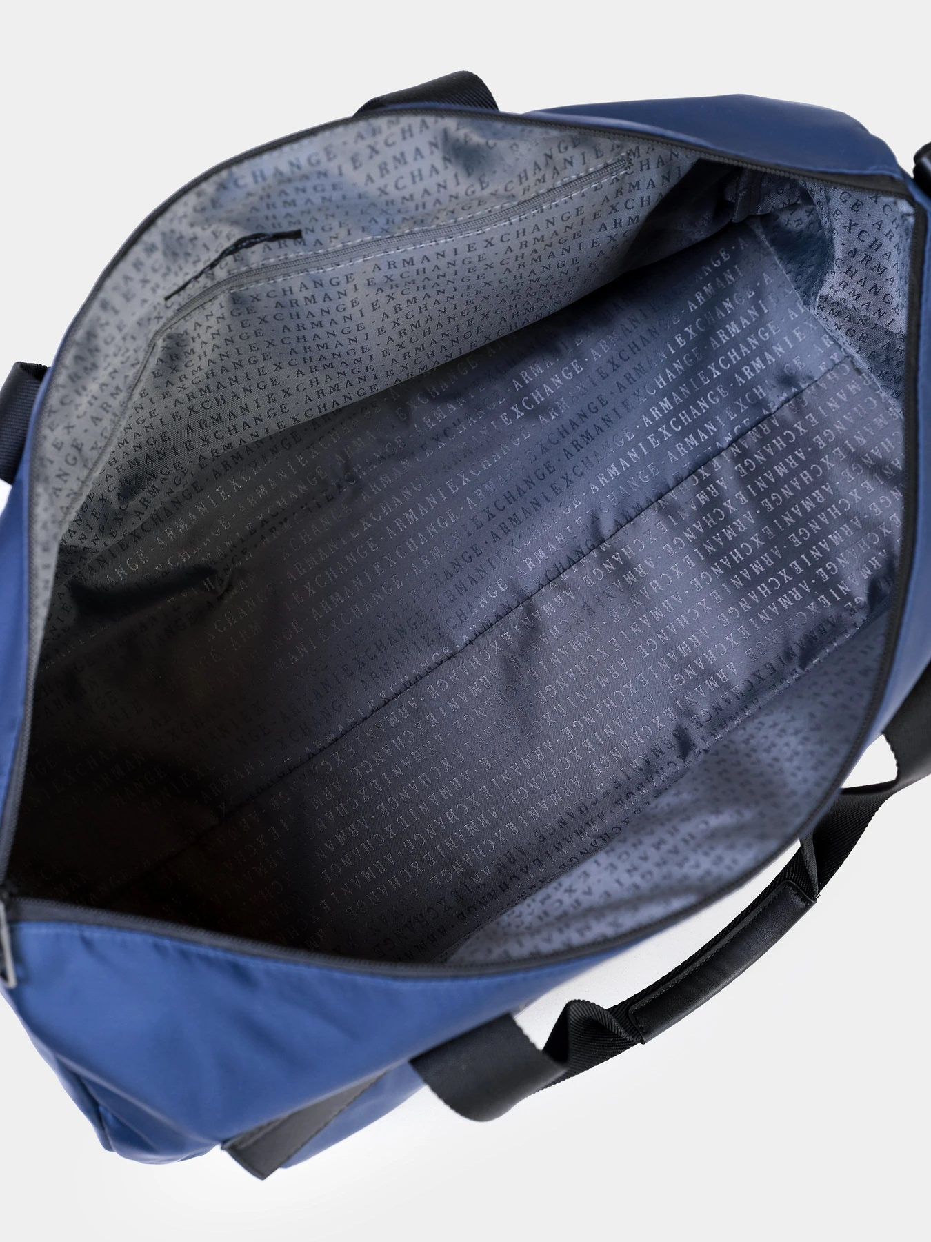Дорожные сумки и чемоданы Armani Exchange модель 952317-1P006-31935 Фото