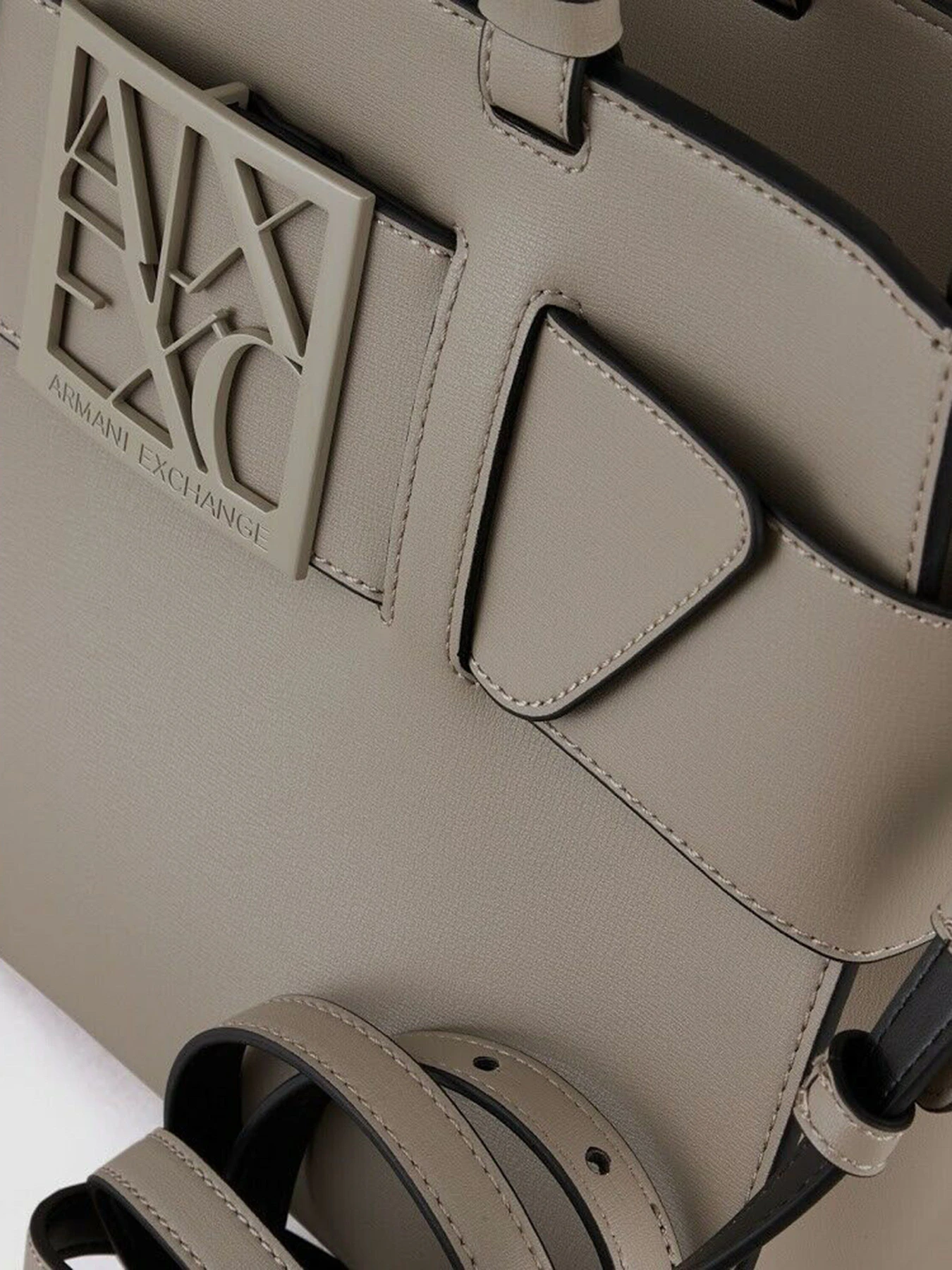 Сумки Armani Exchange модель 942689-0A874-00143 Сумки Armani Exchange модель 942689-0A874-00143 Фото