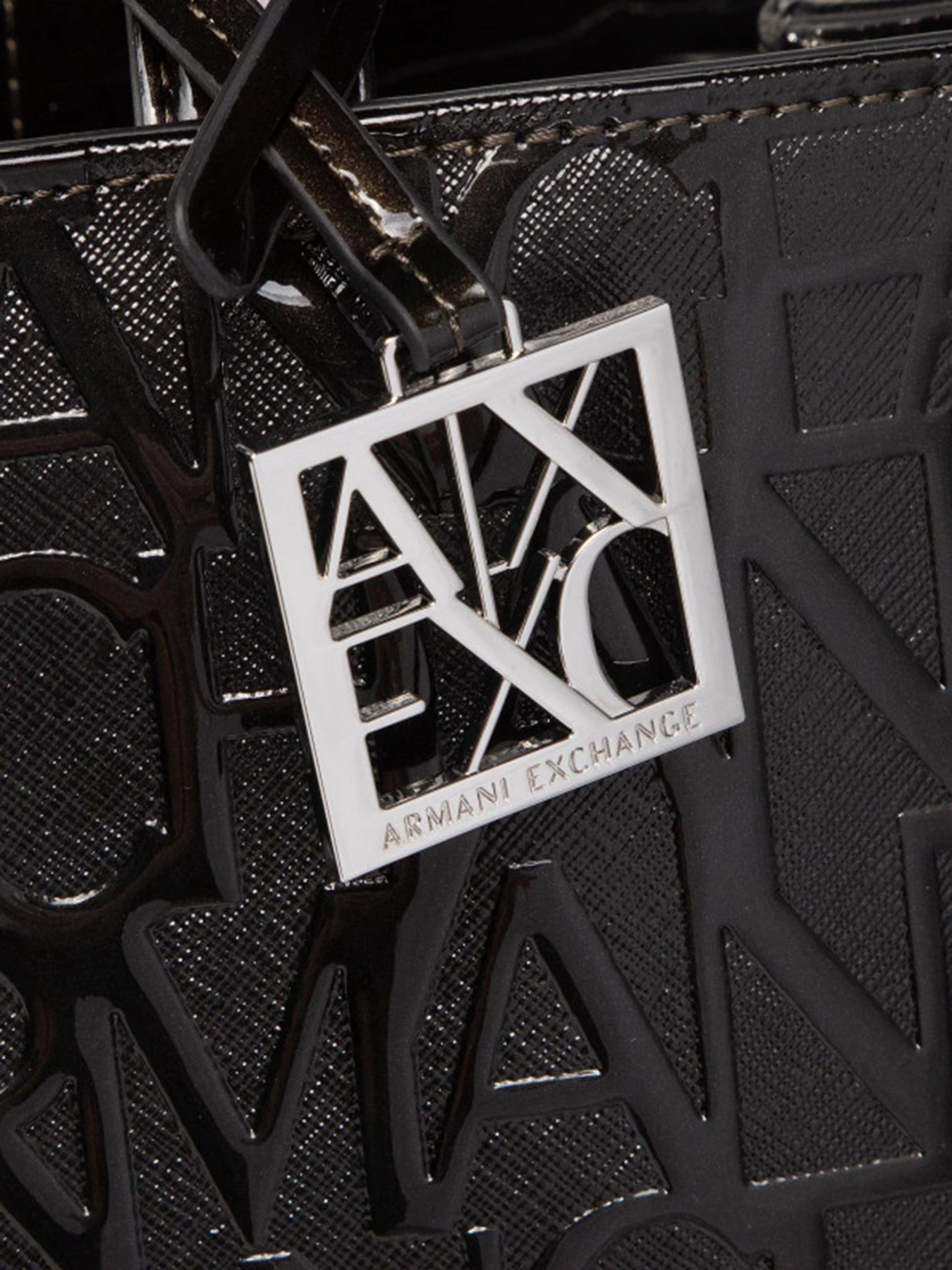 Сумки Armani Exchange модель 942646-CC794-00020 Фото