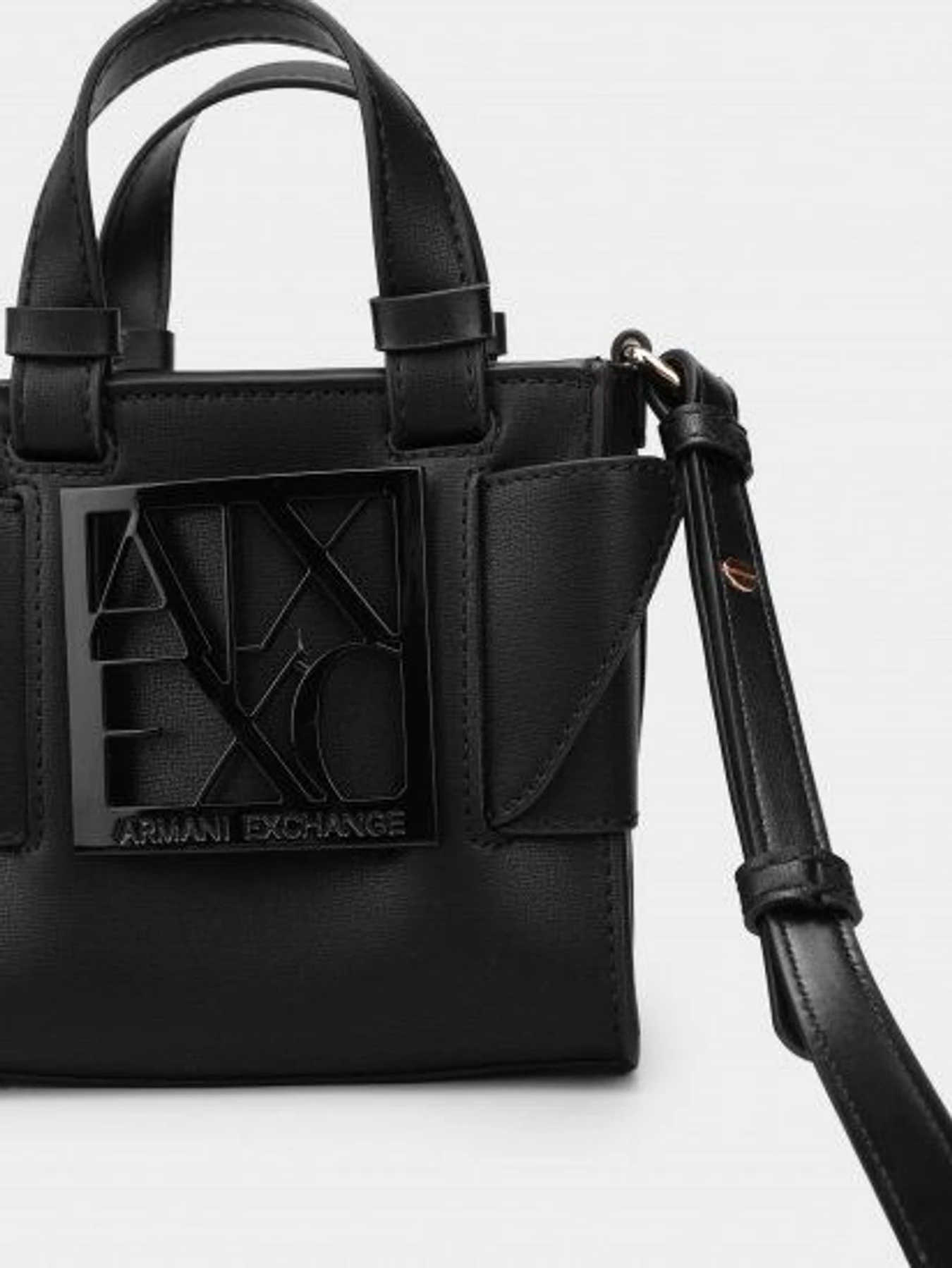 Сумки Armani Exchange модель 942691-0A874-00020 Сумки Armani Exchange модель 942691-0A874-00020 Фото