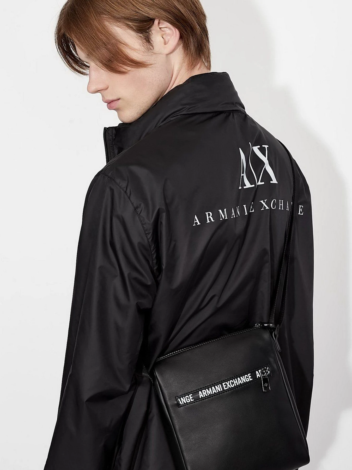 Сумки Armani Exchange модель 952357-1A803-06021 Сумки Armani Exchange модель 952357-1A803-06021 Фото