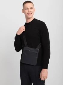 Сумки Armani Exchange модель 952082-CC523-37735 Фото