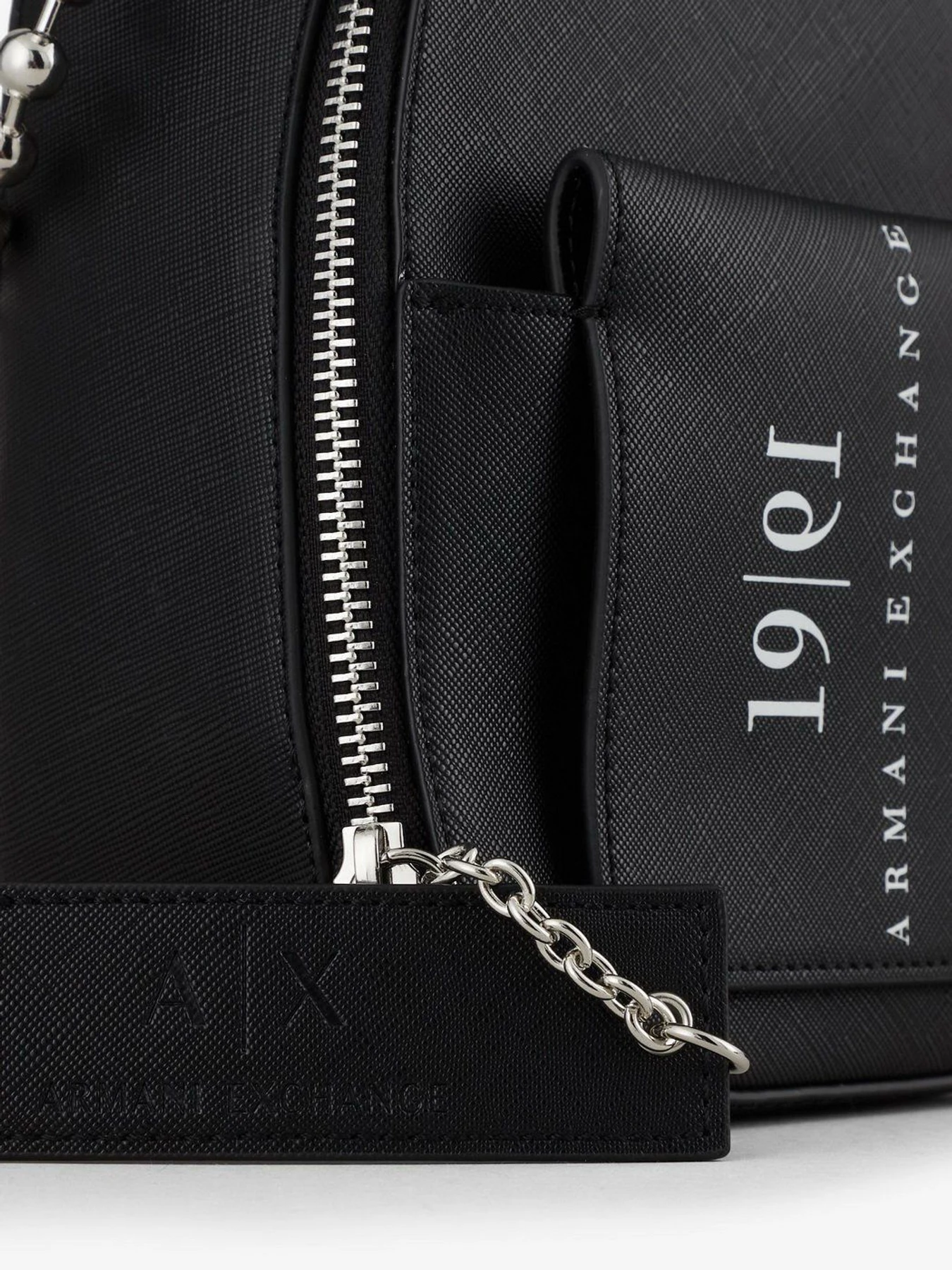 Рюкзаки Armani Exchange модель 942769-1A712-00020 Рюкзаки Armani Exchange модель 942769-1A712-00020 Фото
