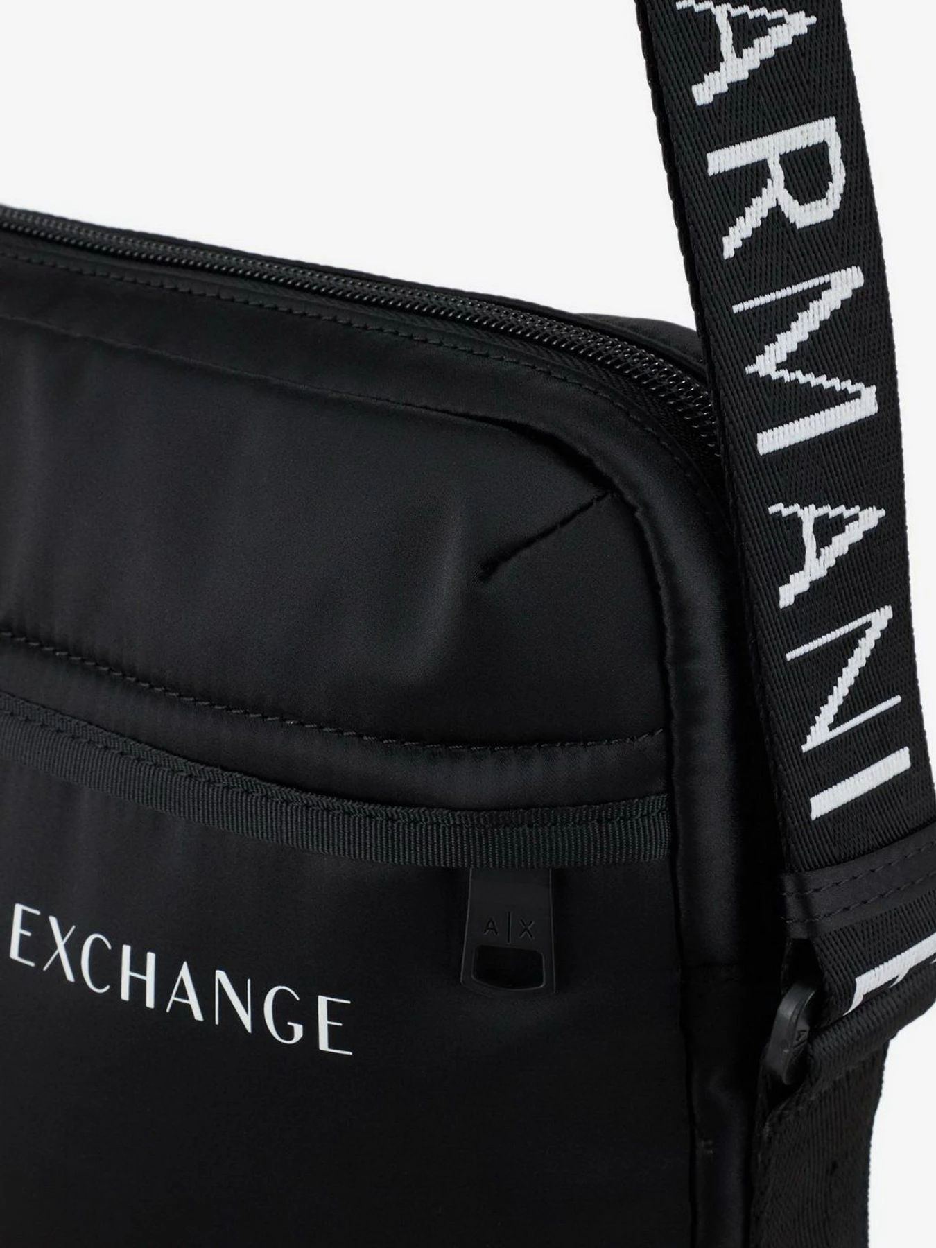 Сумки Armani Exchange модель 952329-1A809-00020 Сумки Armani Exchange модель 952329-1A809-00020 Фото