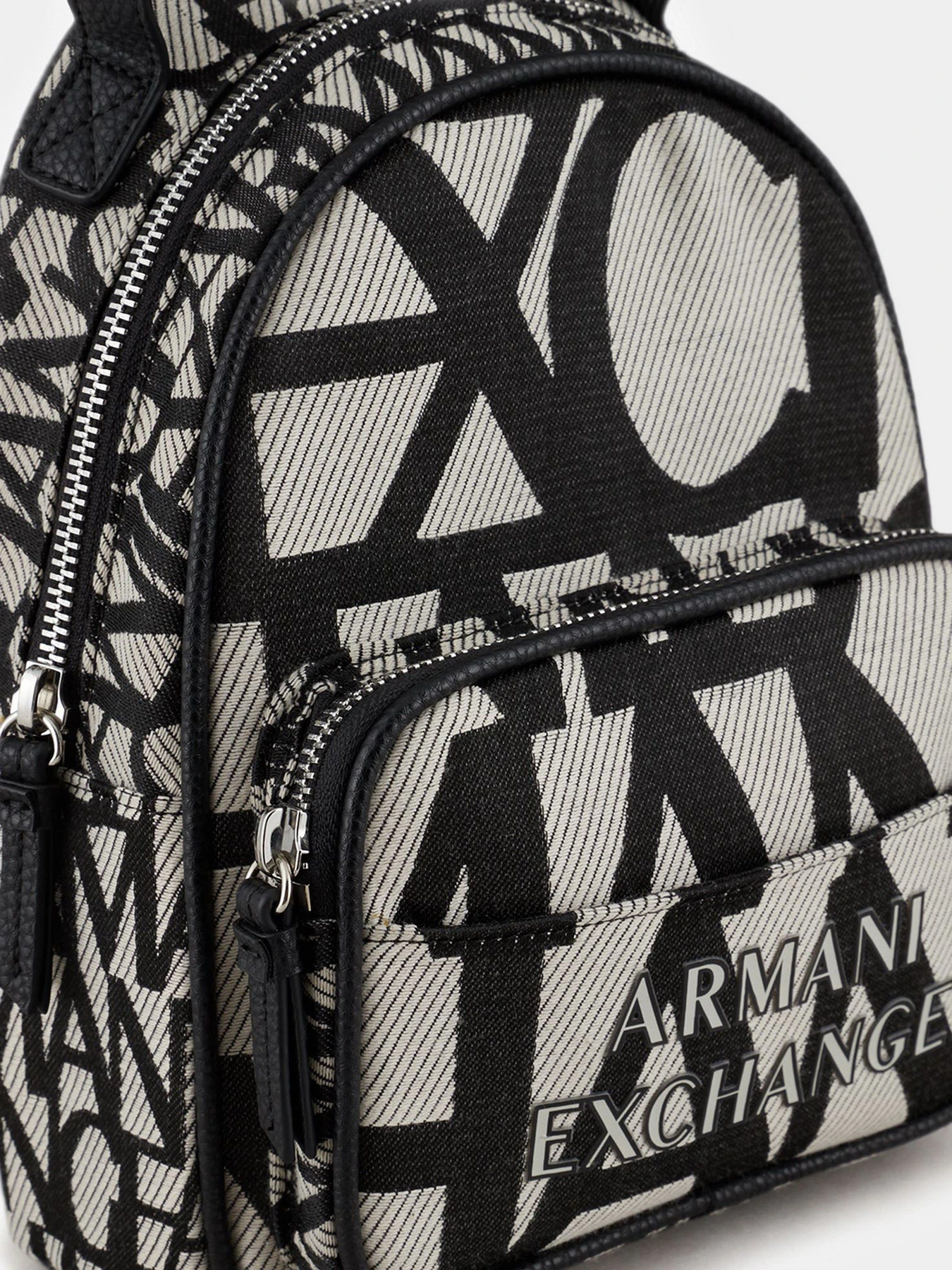 Рюкзаки Armani Exchange модель 942806-CC708-00010 Рюкзаки Armani Exchange модель 942806-CC708-00010 Фото