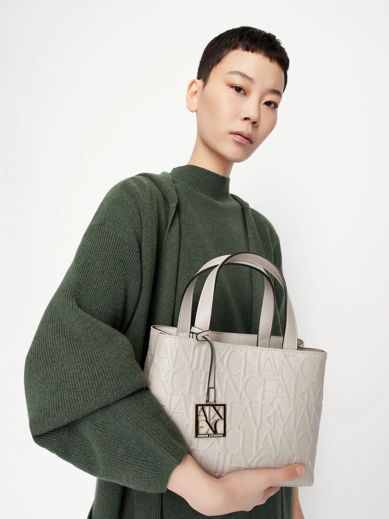 Сумки Armani Exchange модель 942647-CC793-07351 Фото
