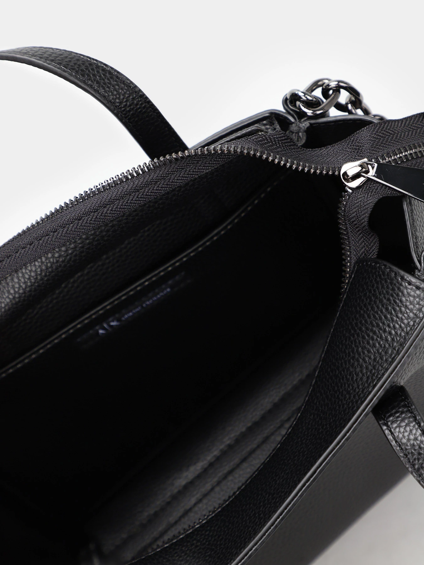 Сумки Armani Exchange модель 942865-2F755-19921 Сумки Armani Exchange модель 942865-2F755-19921 Фото