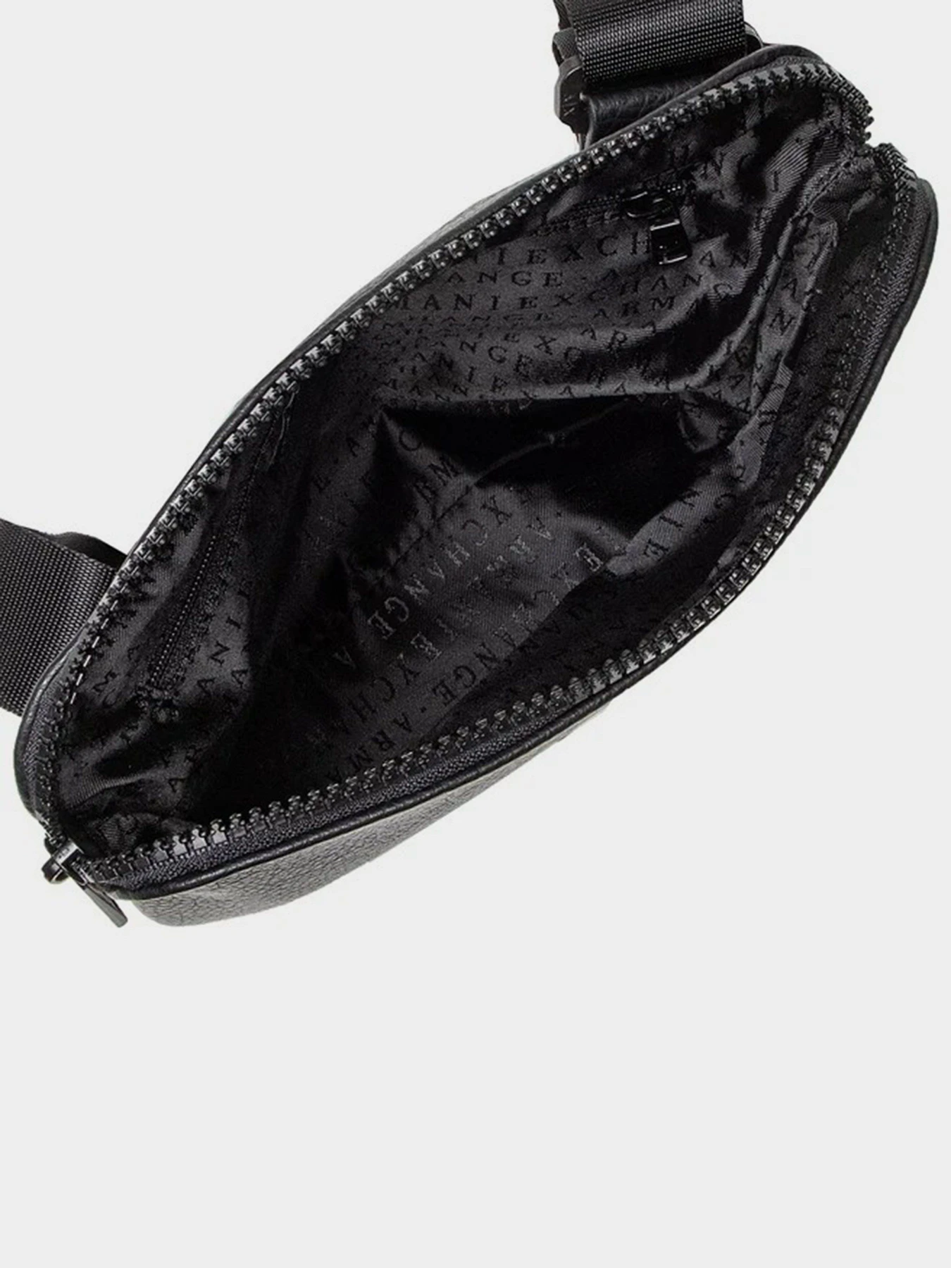 Сумки Armani Exchange модель 952082-2F867-00020 Сумки Armani Exchange модель 952082-2F867-00020 Фото
