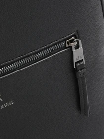 Рюкзаки Armani Exchange модель 952387-CC830-00020 Фото