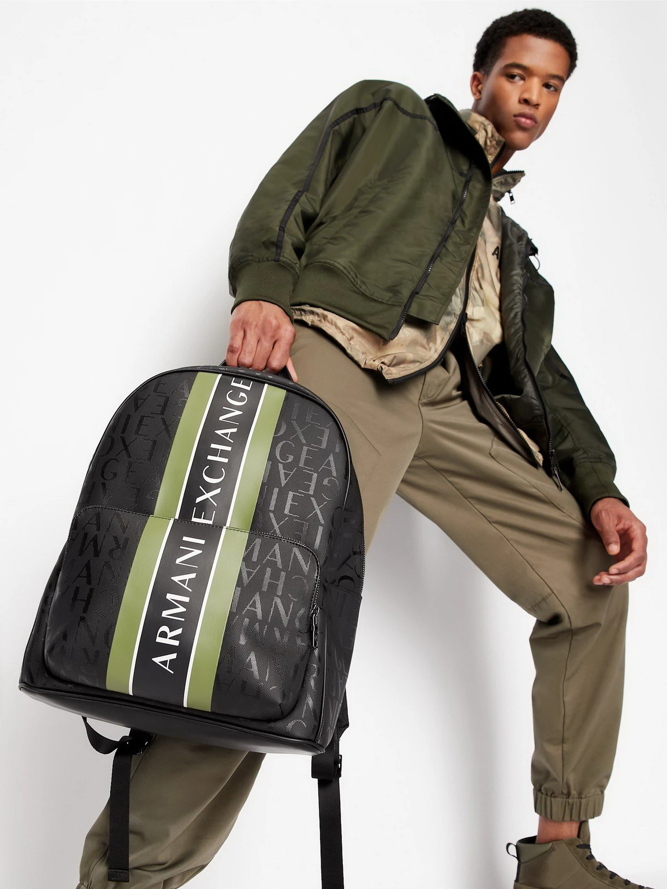 Рюкзаки Armani Exchange модель 952394-CC831-20721 Рюкзаки Armani Exchange модель 952394-CC831-20721 Фото