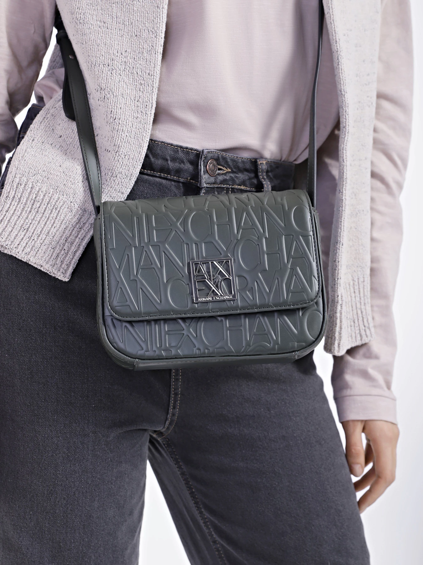 Сумки Armani Exchange модель 942648-CC793-00187 Сумки Armani Exchange модель 942648-CC793-00187 Фото