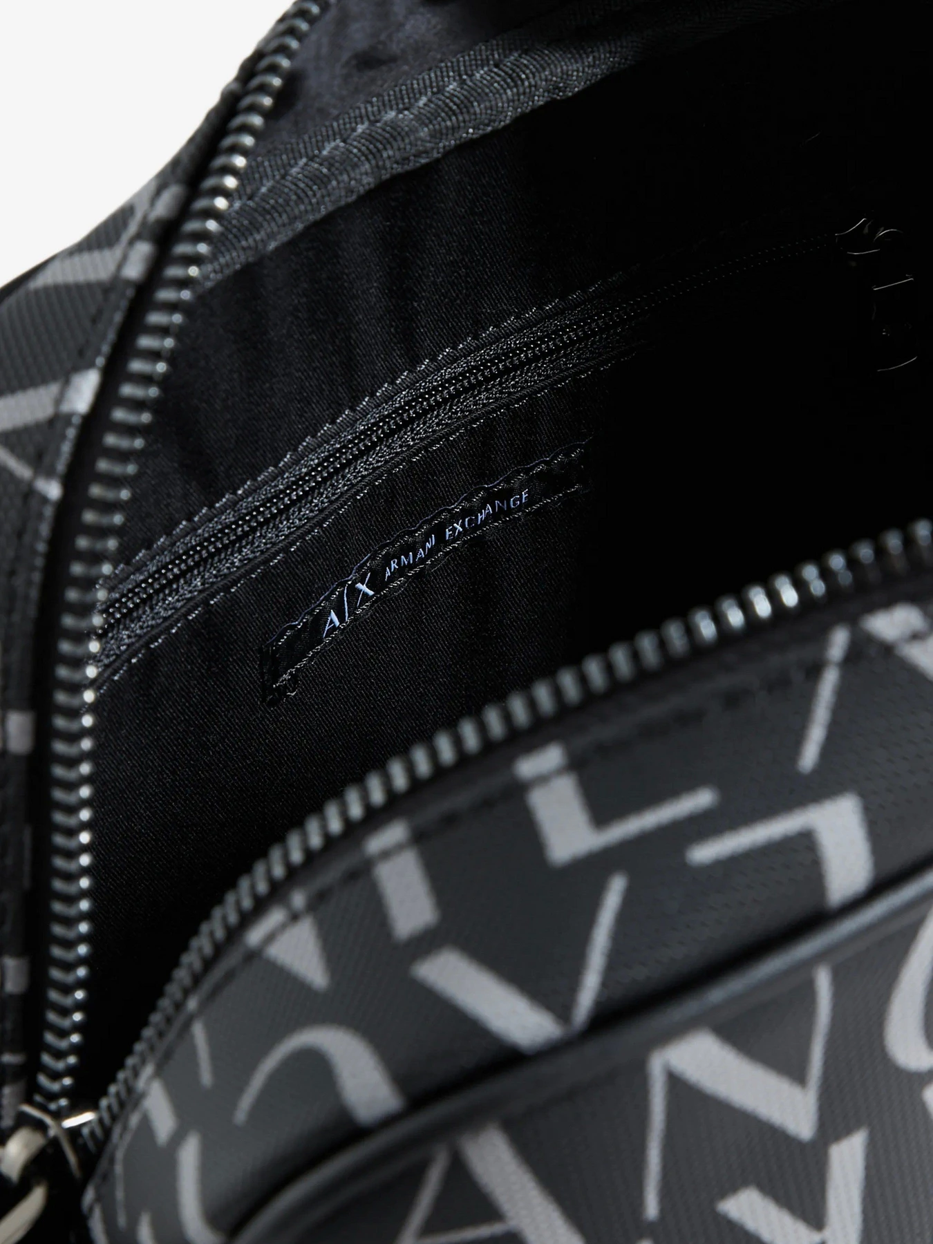 Сумки Armani Exchange модель 952399-CC831-00020 Сумки Armani Exchange модель 952399-CC831-00020 Фото