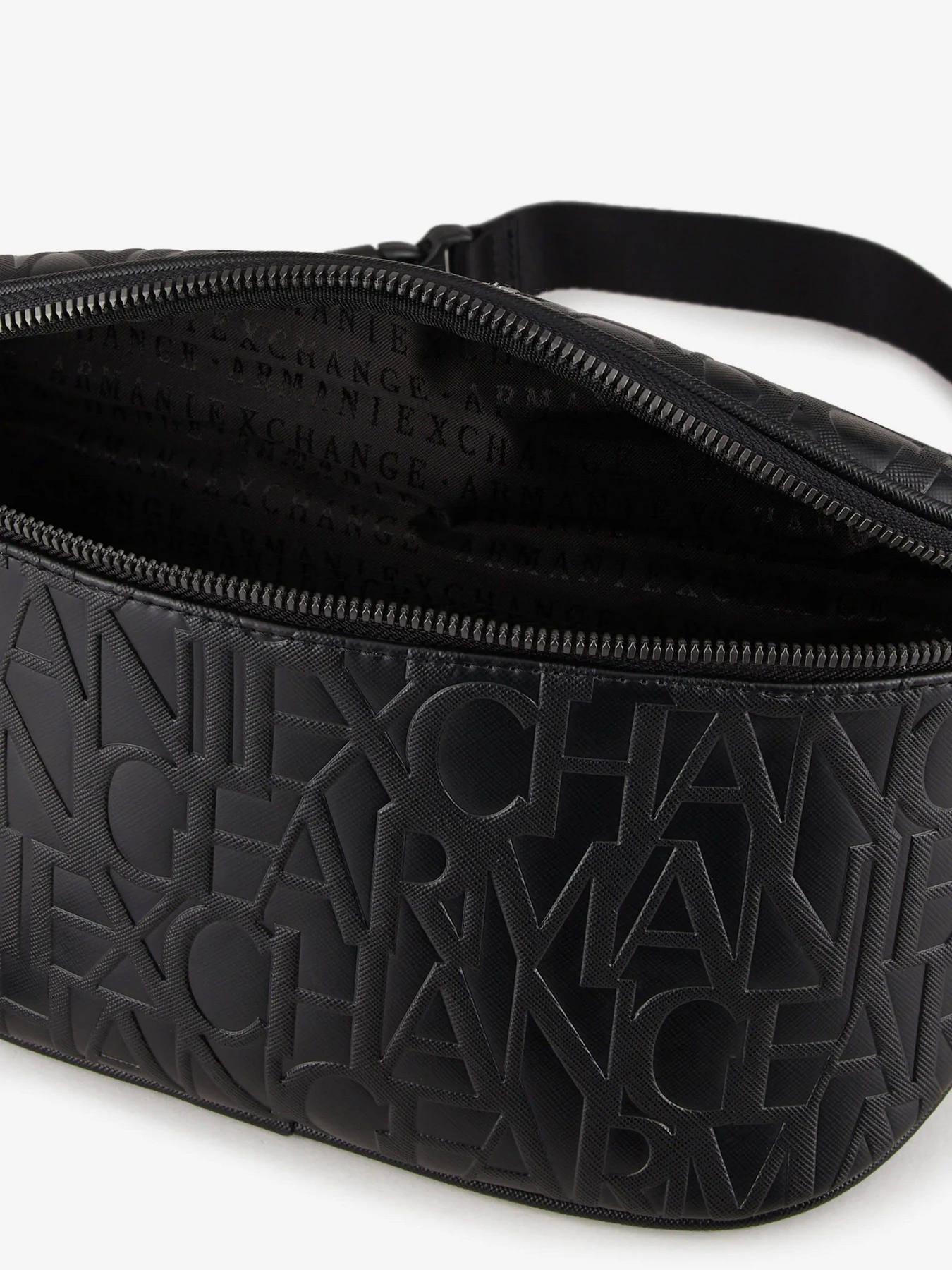 Сумки Armani Exchange Essential модель 952511-CC838-00020 Фото