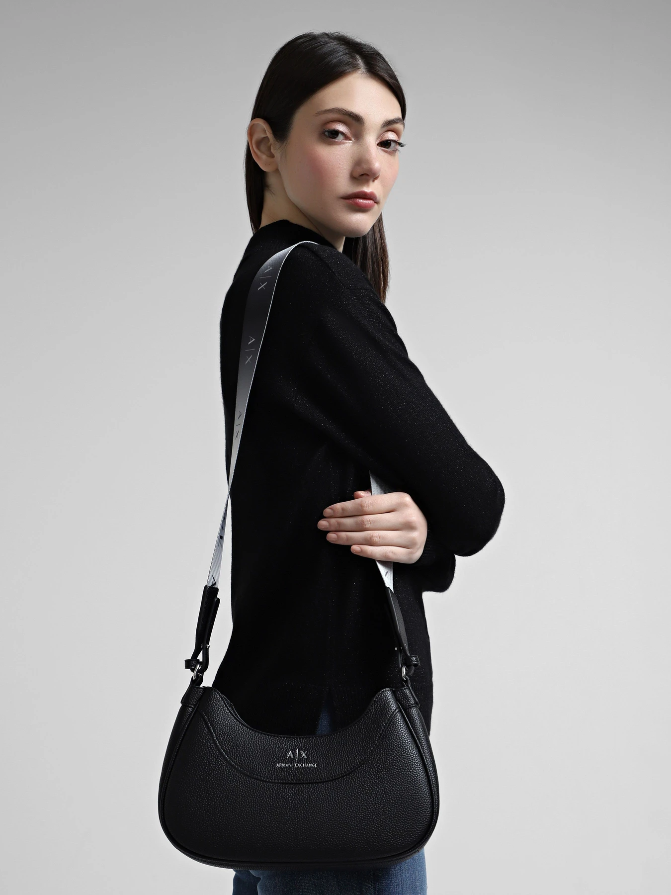 Сумки Armani Exchange Essential модель 942883-CC783-00020 Сумки Armani Exchange Essential модель 942883-CC783-00020 Фото